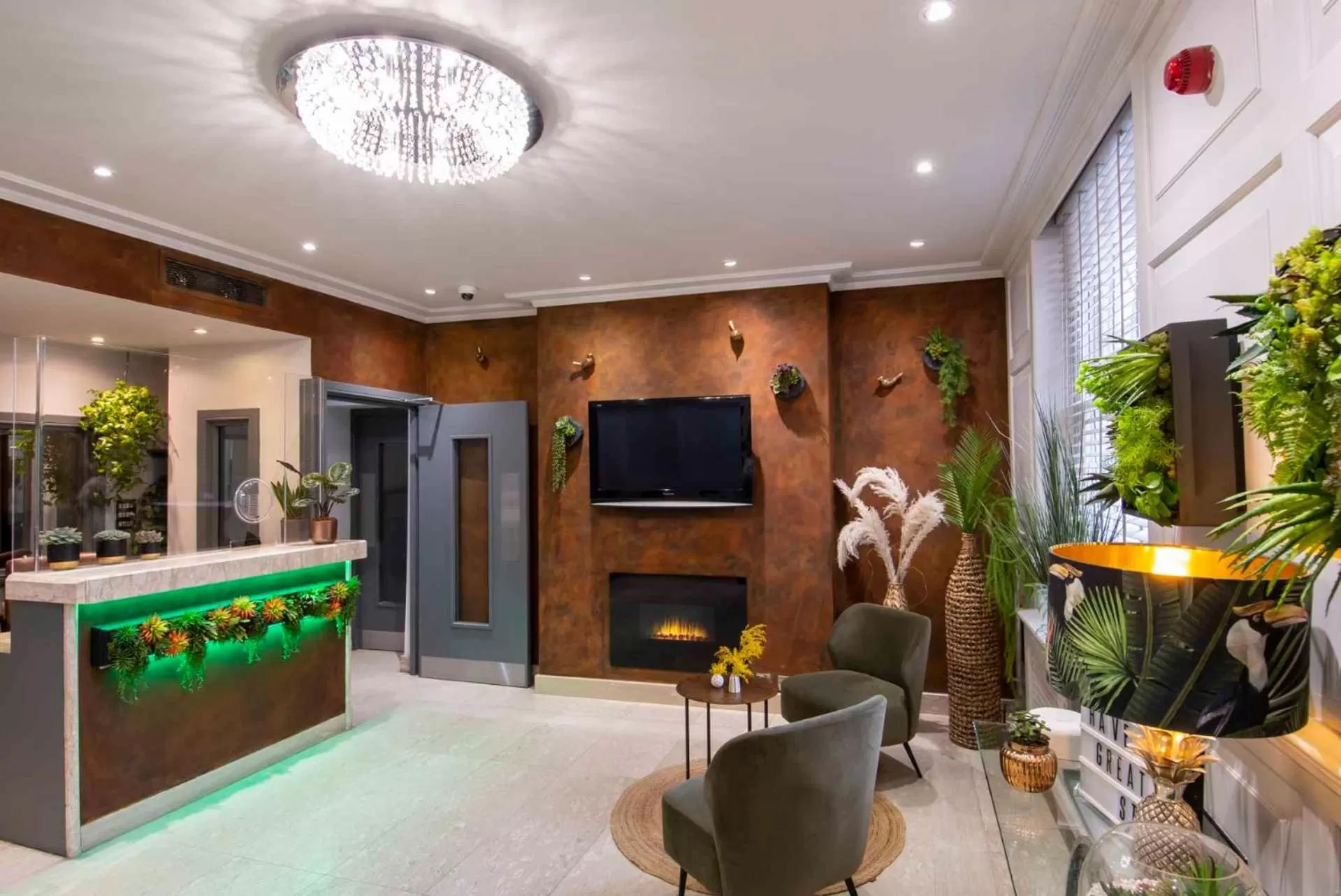 Lobby or reception in Howard Winchester Hotel