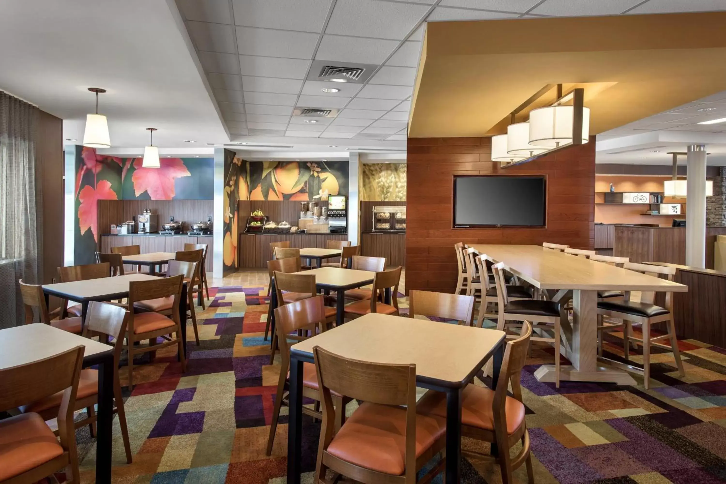 Breakfast, Restaurant/Places to Eat in Fairfield Inn & Suites by Marriott New Castle