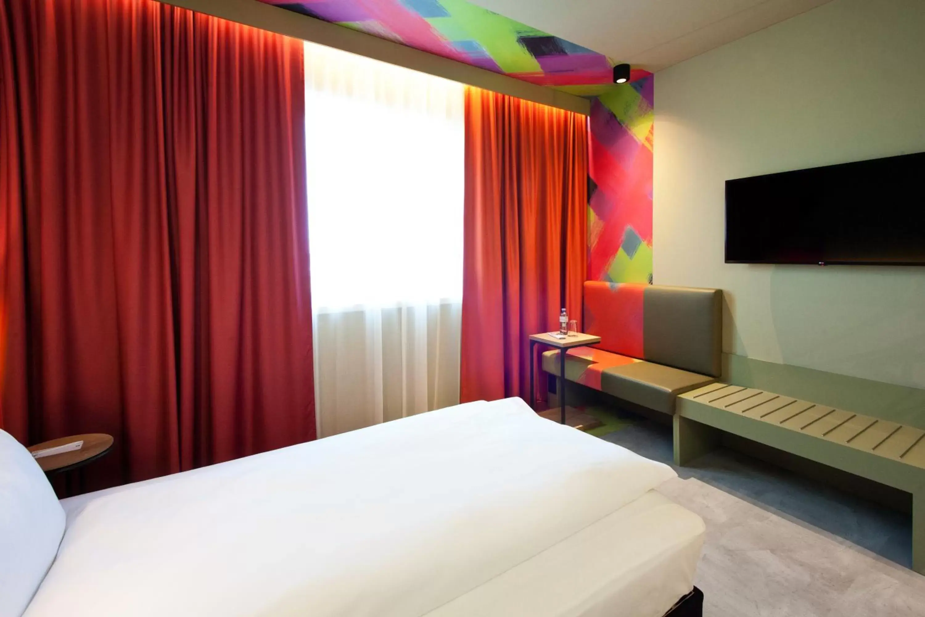 Bedroom, Bed in ibis Styles Parndorf Neusiedler See