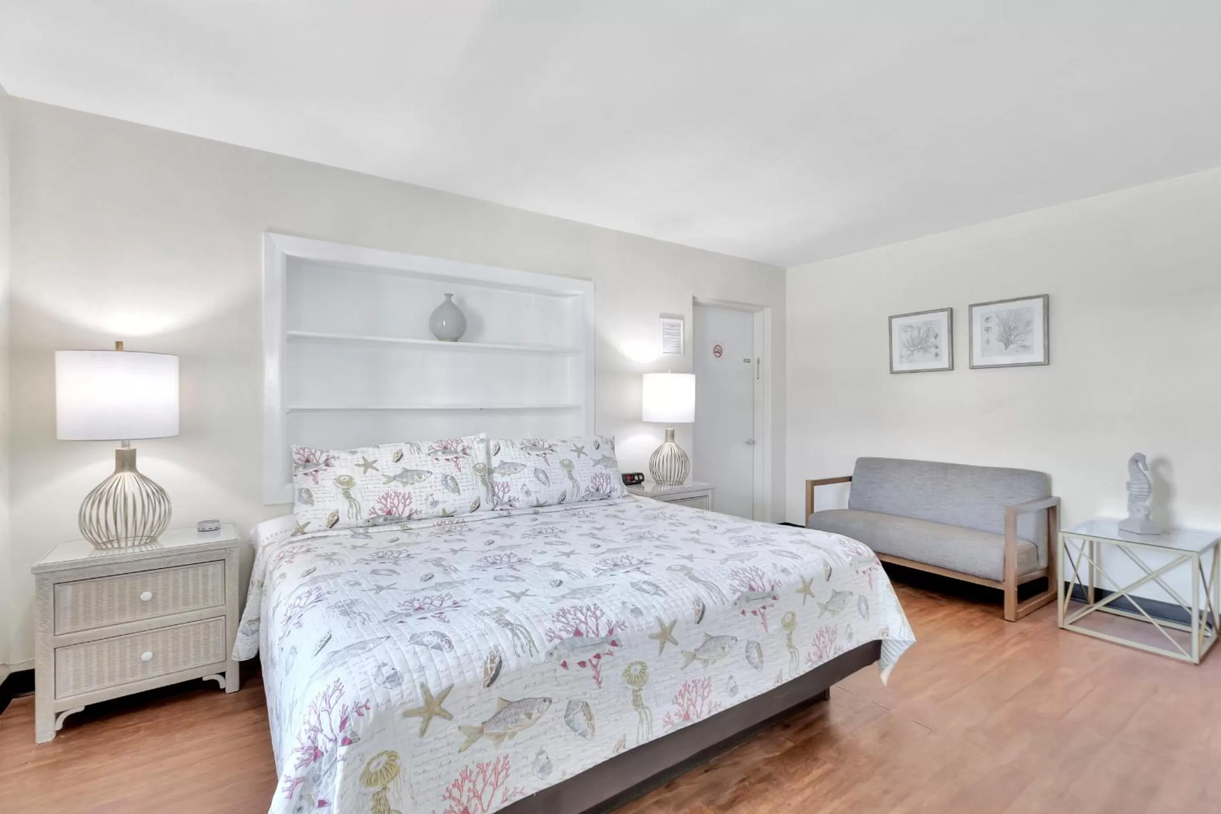 Bedroom, Bed in Seahorse Guesthouse