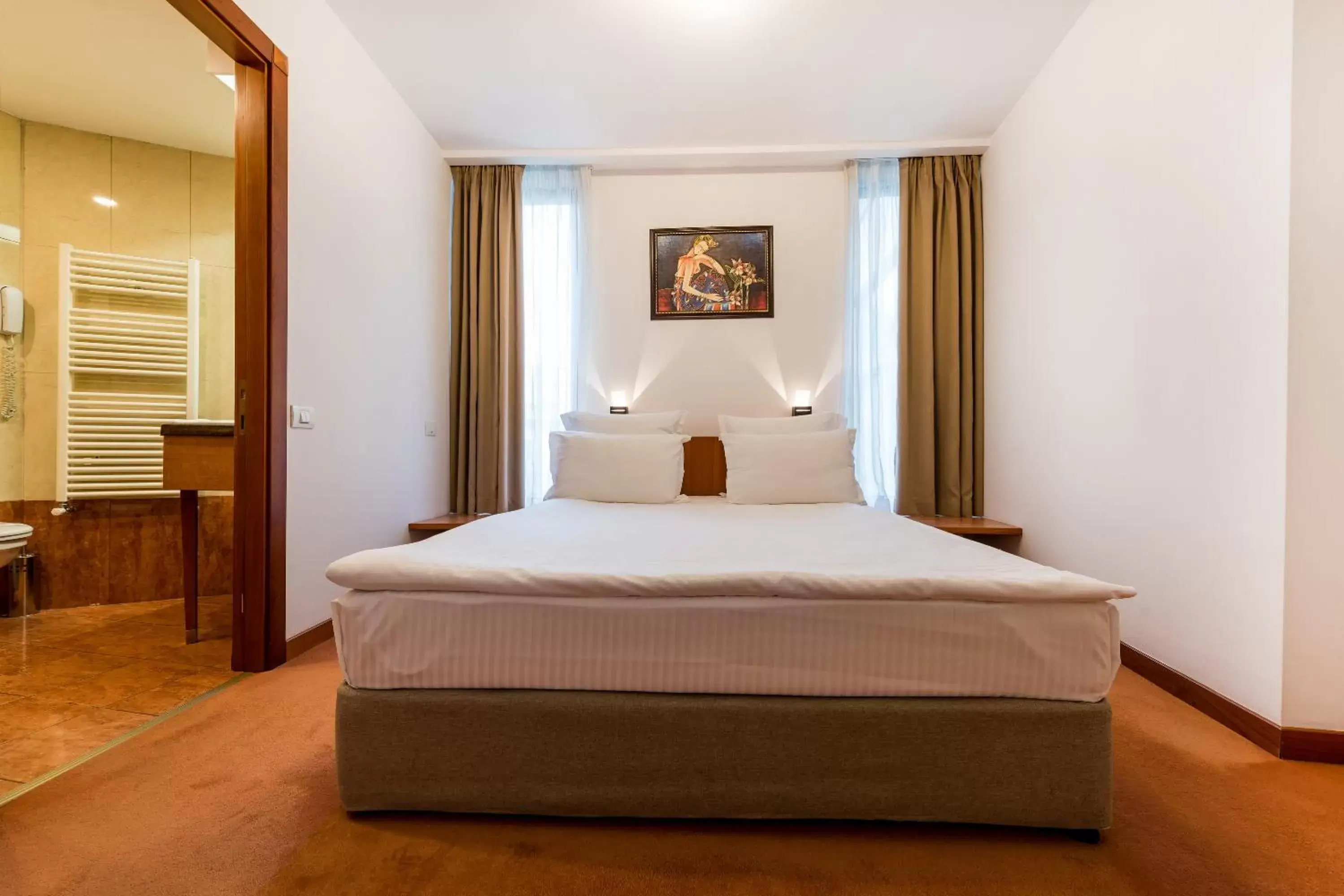 Junior Suite in Hotel Duke Romana Junior Suite in Hotel Duke Romana