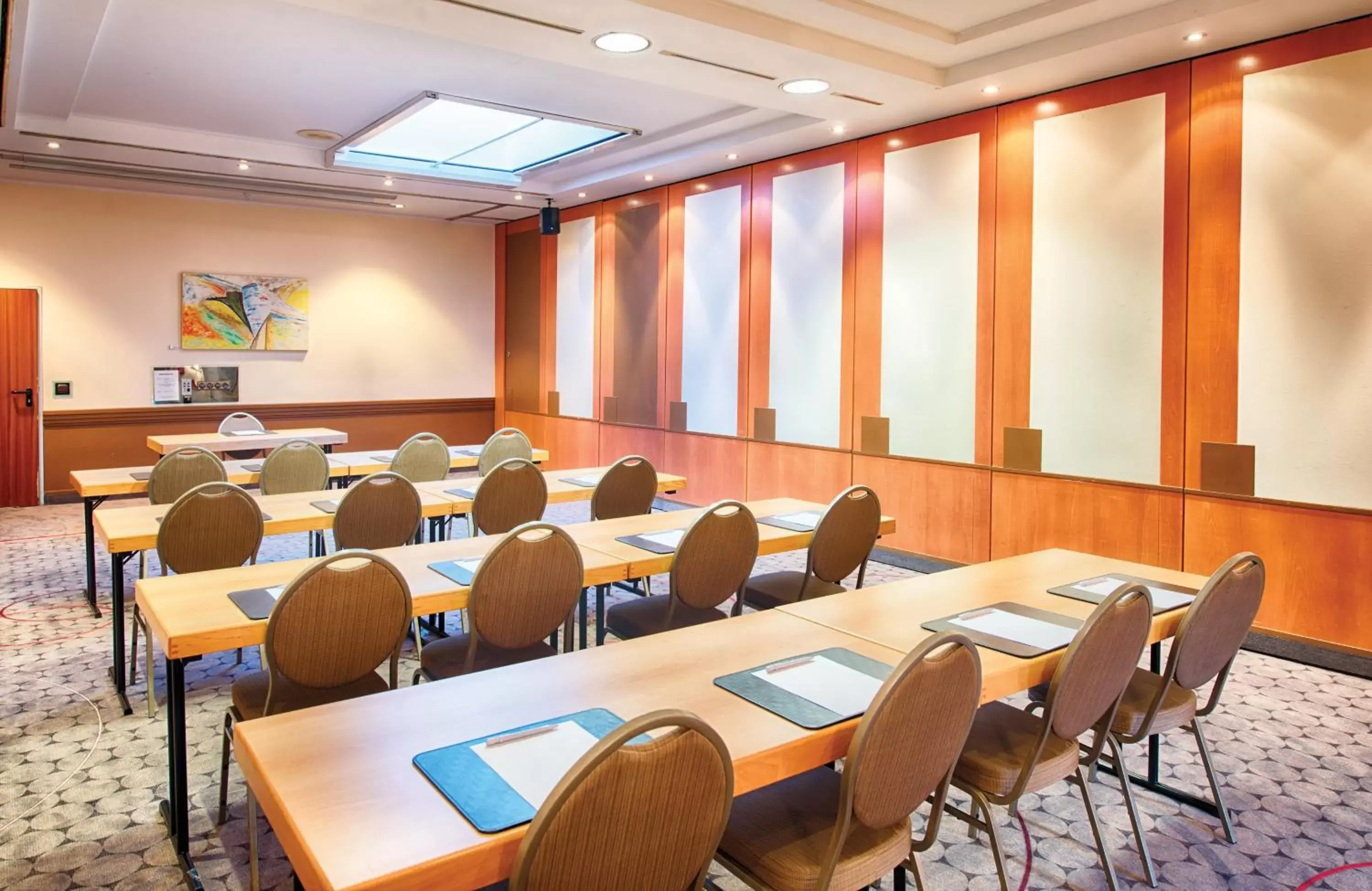 Meeting/conference room in Leonardo Hotel Düsseldorf Airport Ratingen