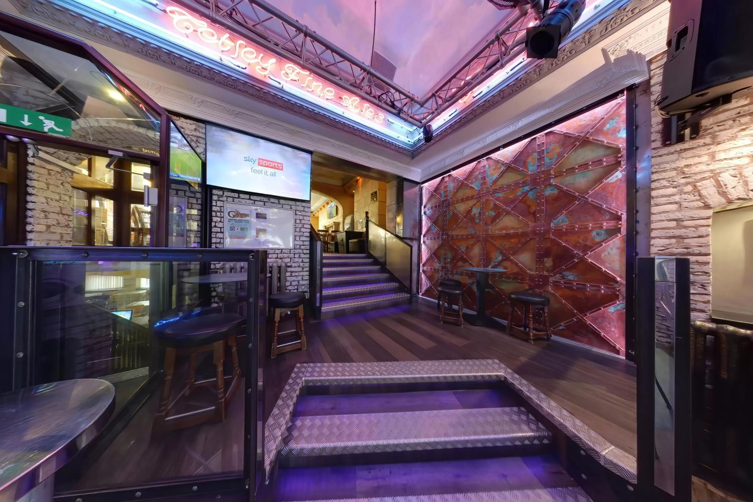 Lounge or bar in The George Hotel