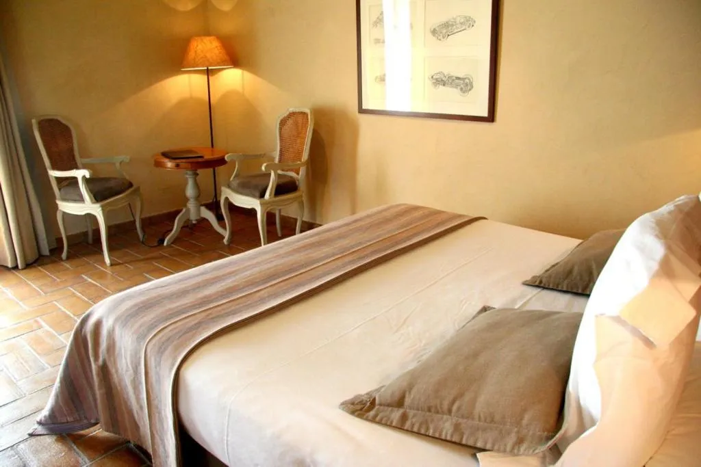 Bed in Mas Salvi Country Boutique Hotel