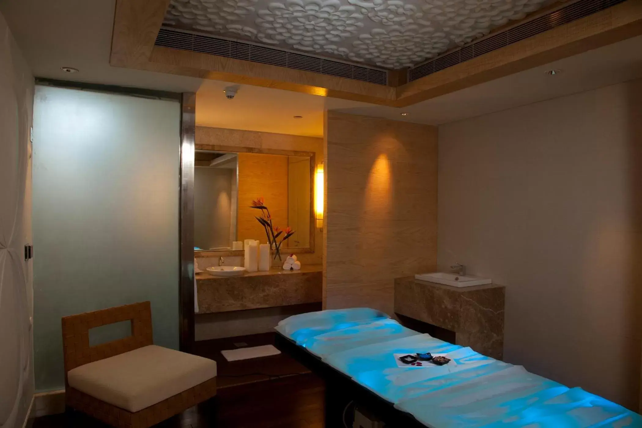 Spa and wellness centre/facilities, Spa/Wellness in Crowne Plaza New Delhi Okhla, an IHG Hotel