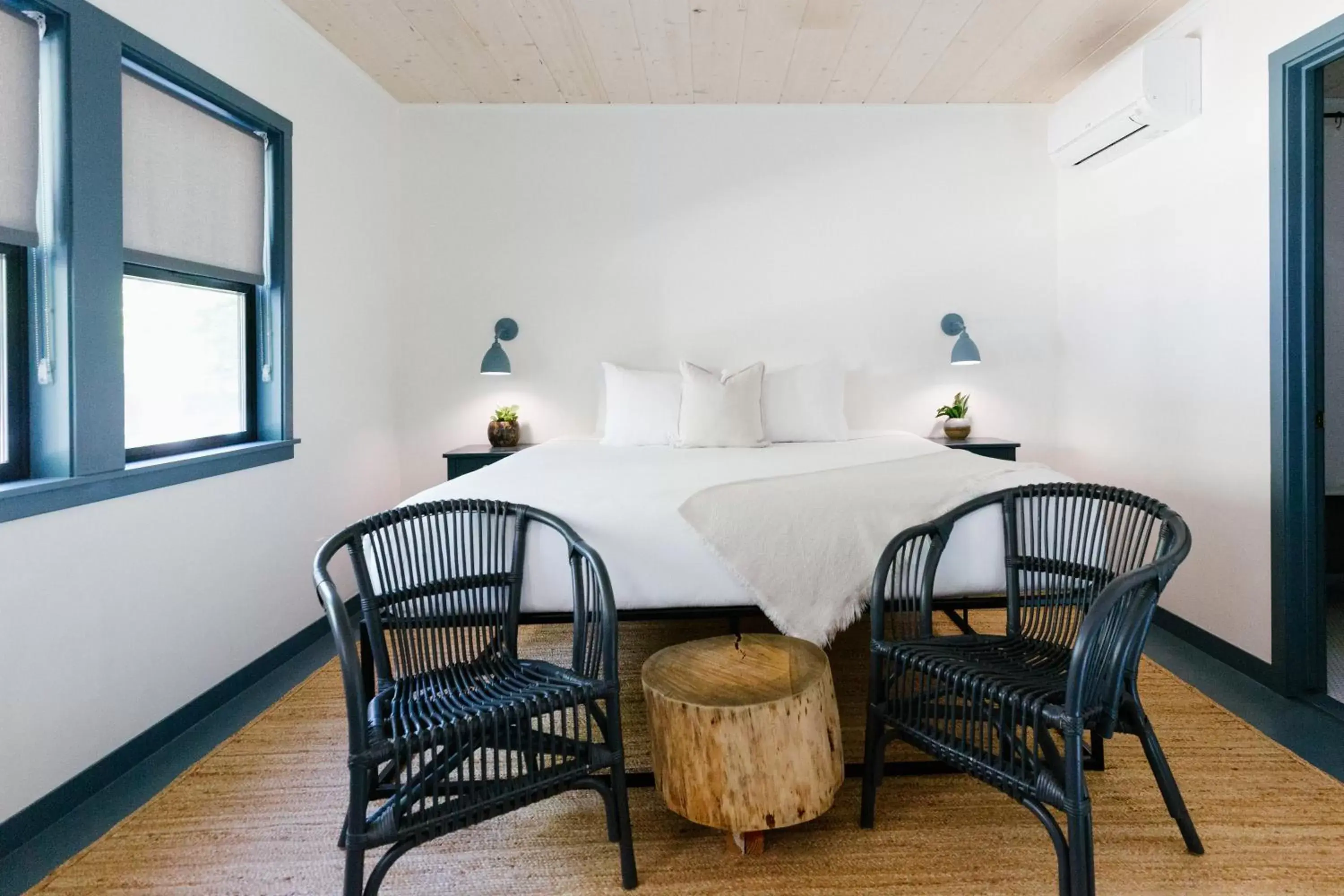 Bedroom, Bed in Piety Hill Cottages