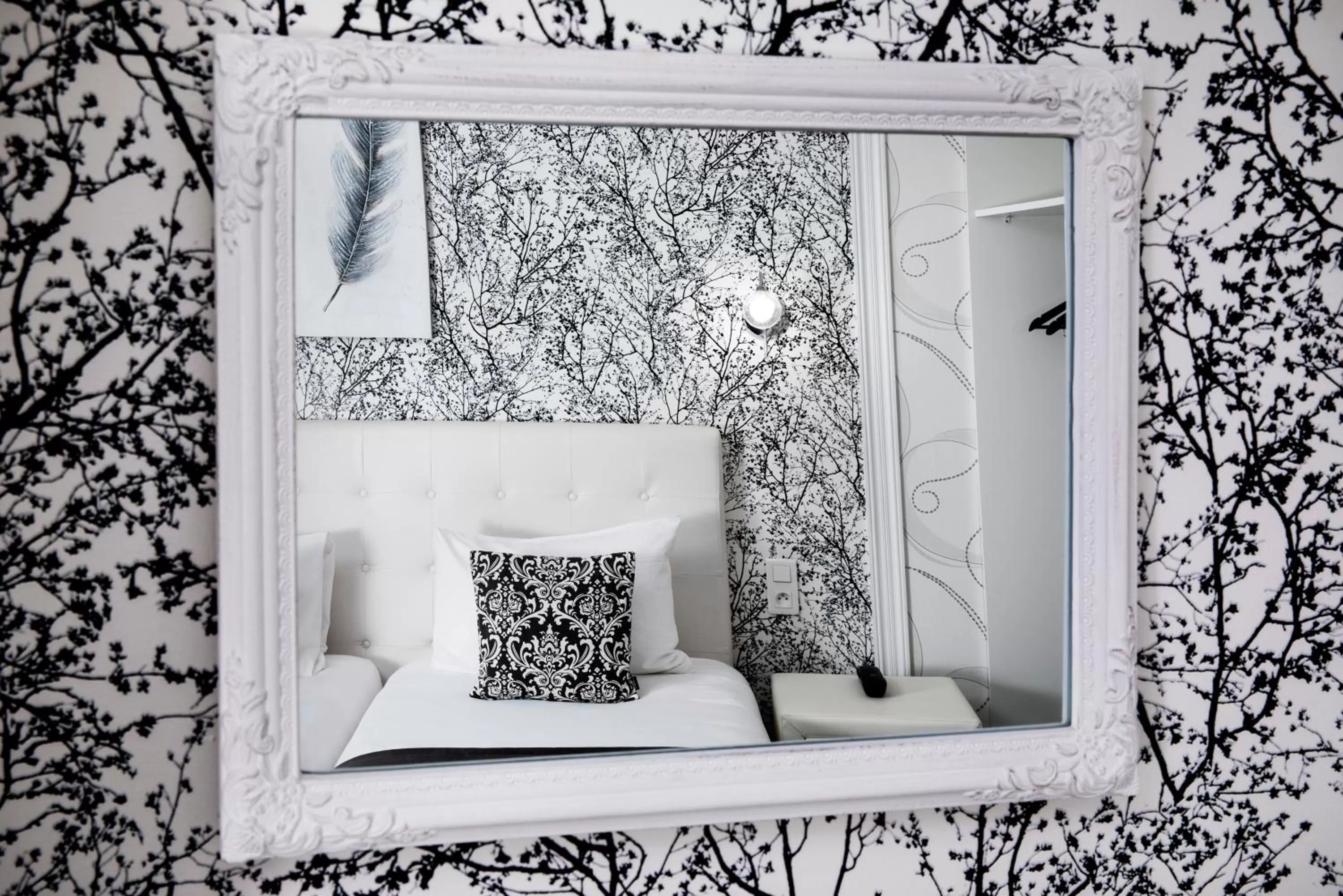 Decorative detail in Hôtel de Genève