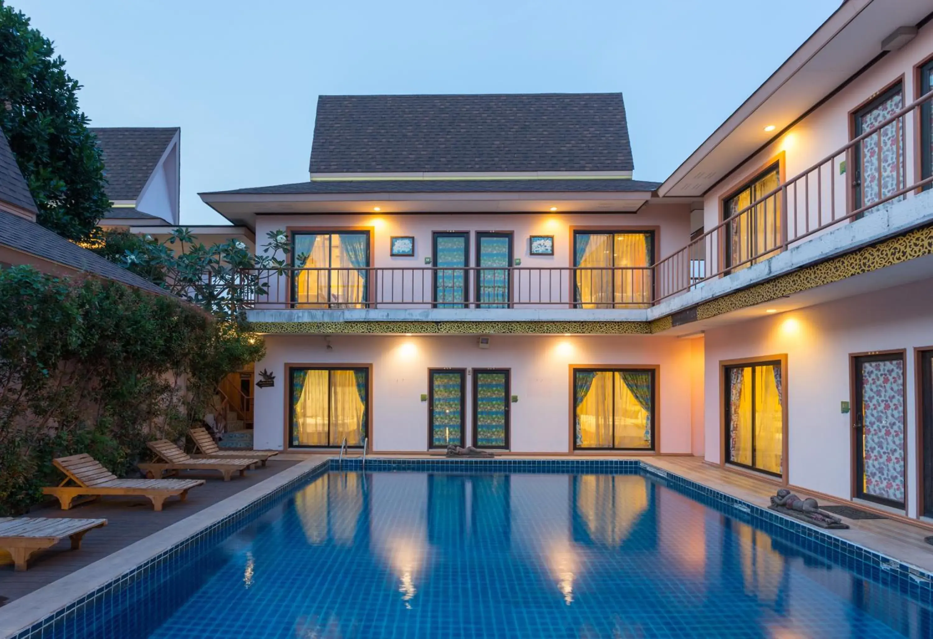 Pool view, Property Building in Ploy Khumthong Boutique Resort