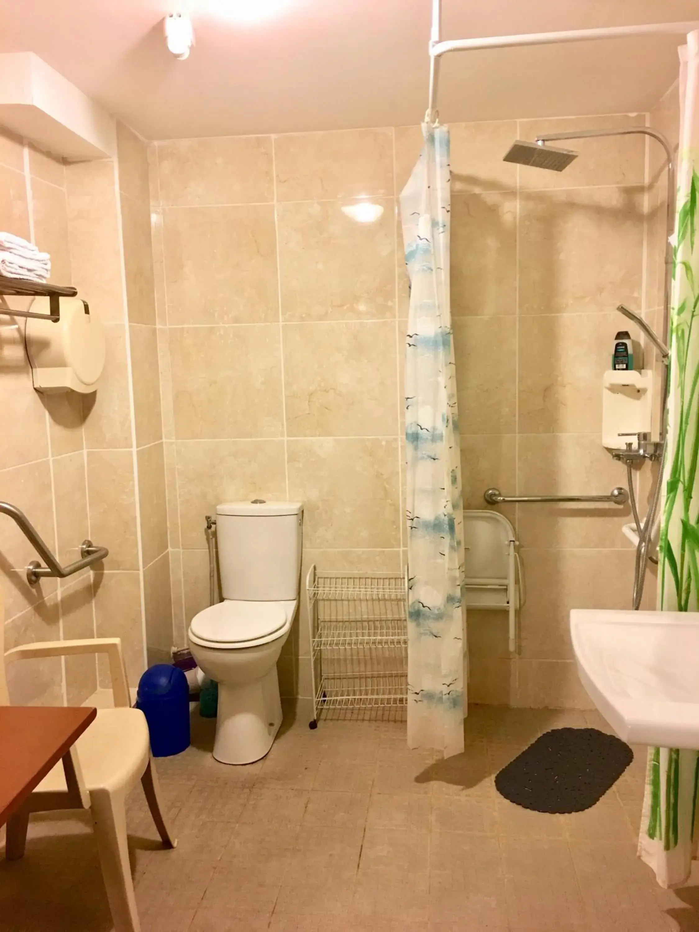 Bathroom in Hotel Paris Star