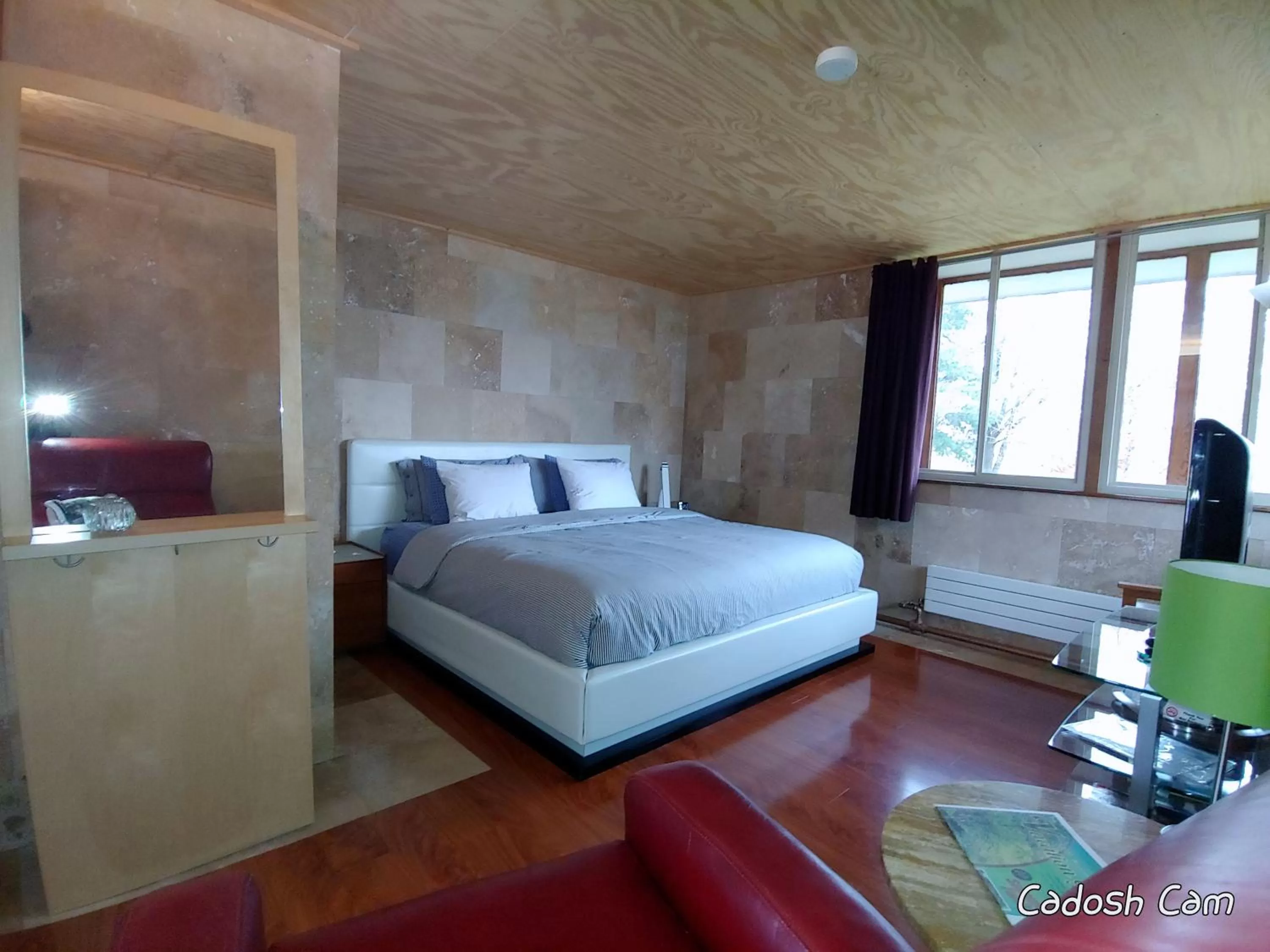 Bed in The Usonian Inn LLC