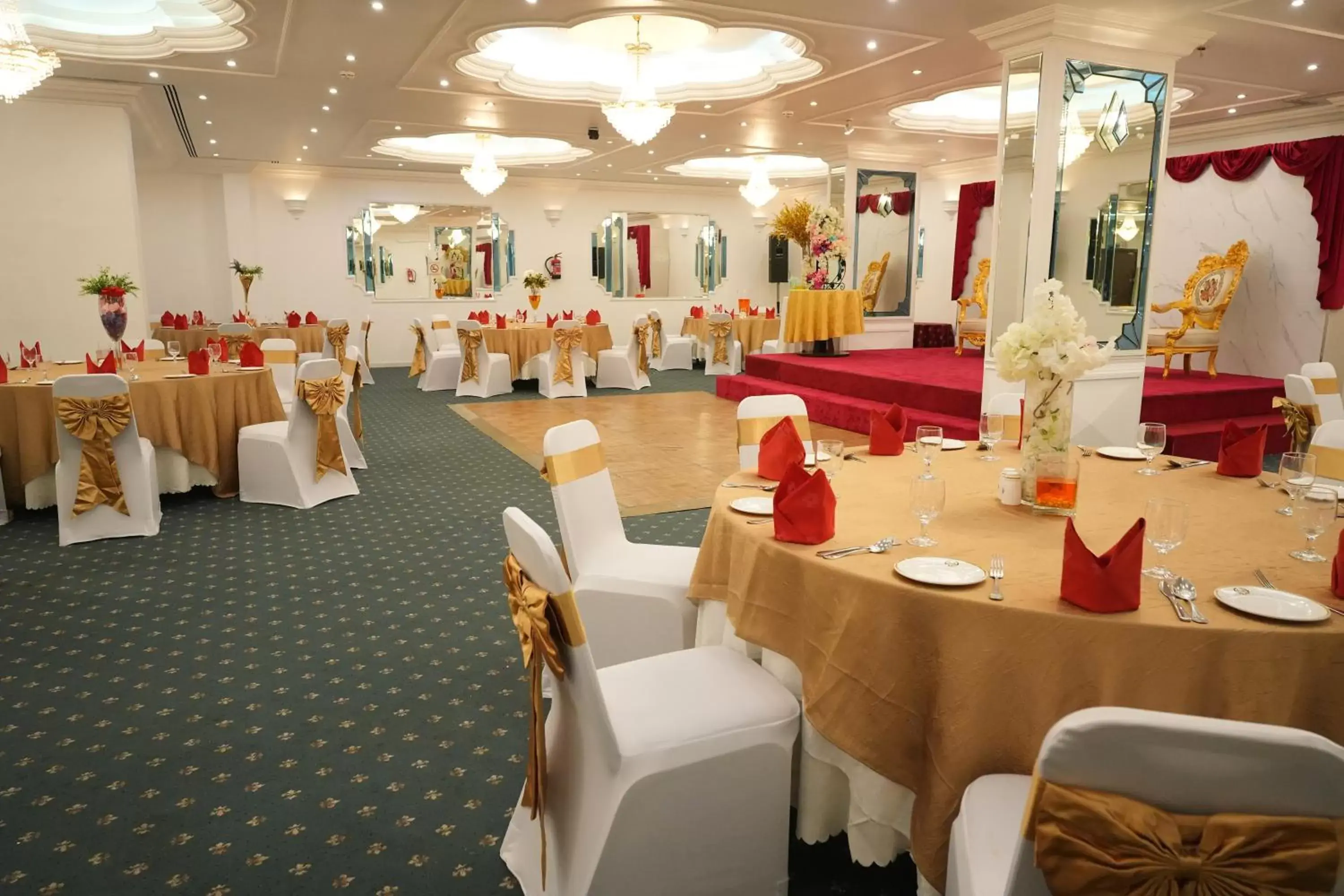 Banquet/Function facilities, Banquet Facilities in Nova Park Hotel