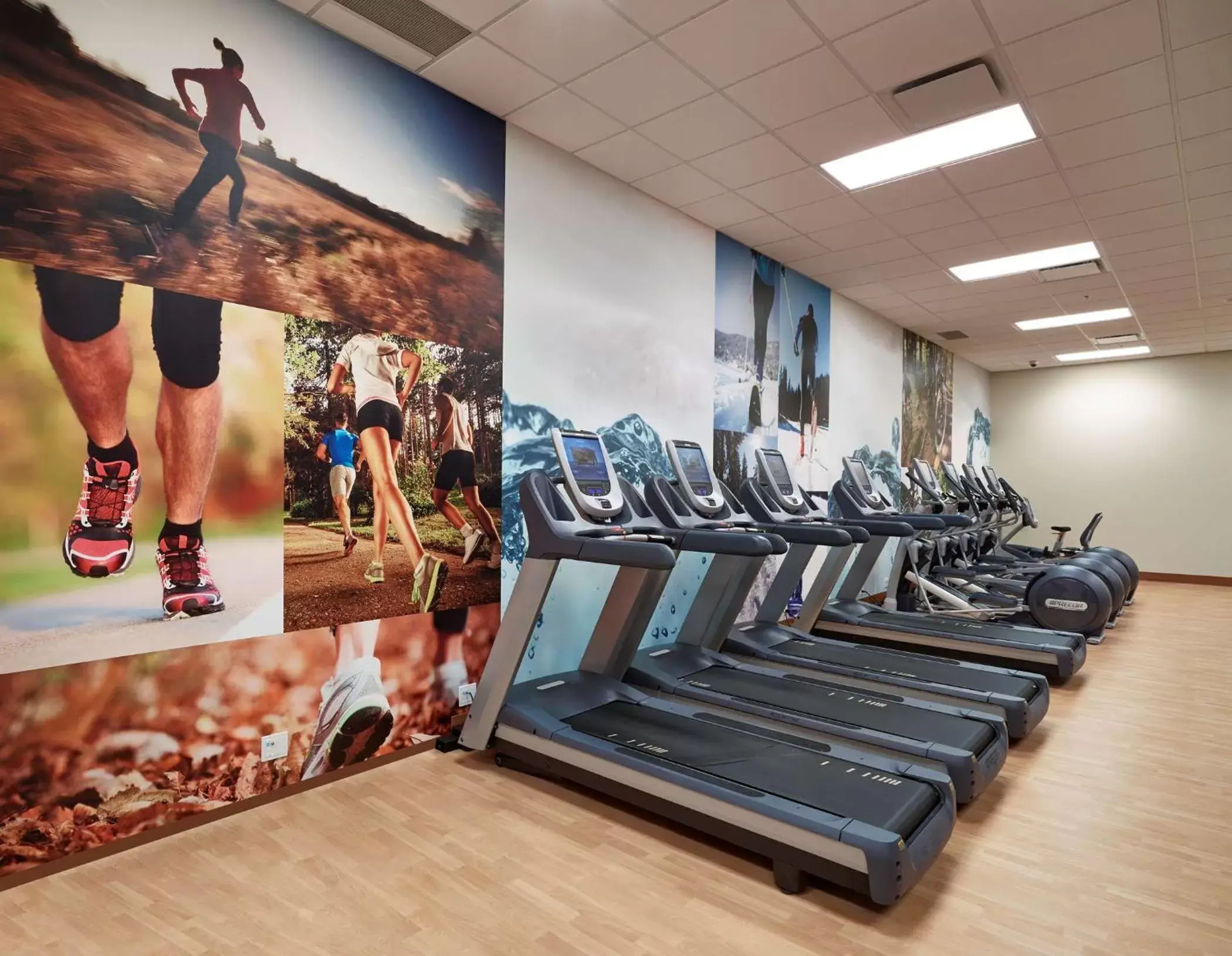 Fitness centre/facilities, Fitness Center/Facilities in DoubleTree by Hilton West Edmonton