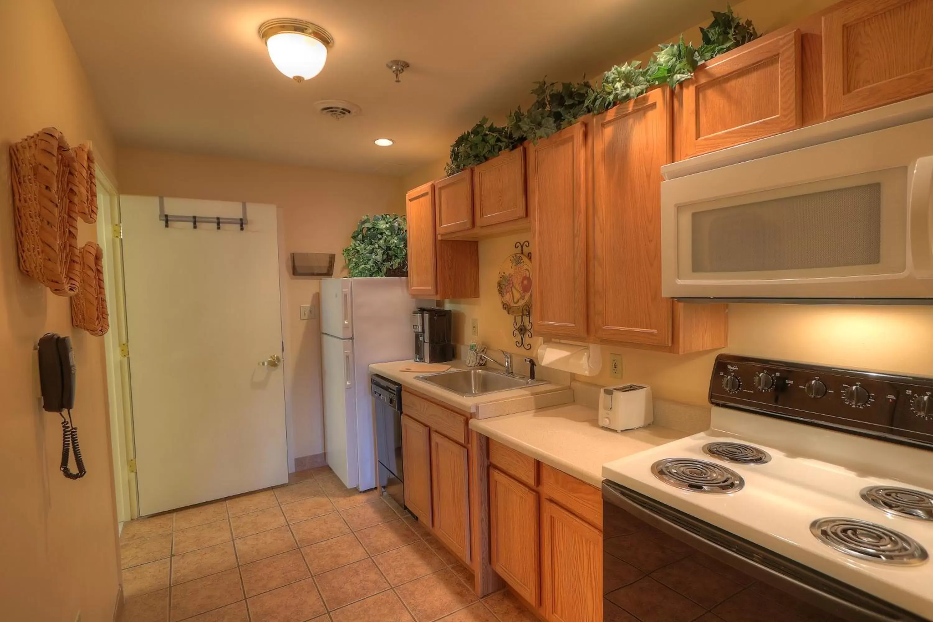 Kitchen or kitchenette, Kitchen/Kitchenette in The Resort at Governor's Crossing