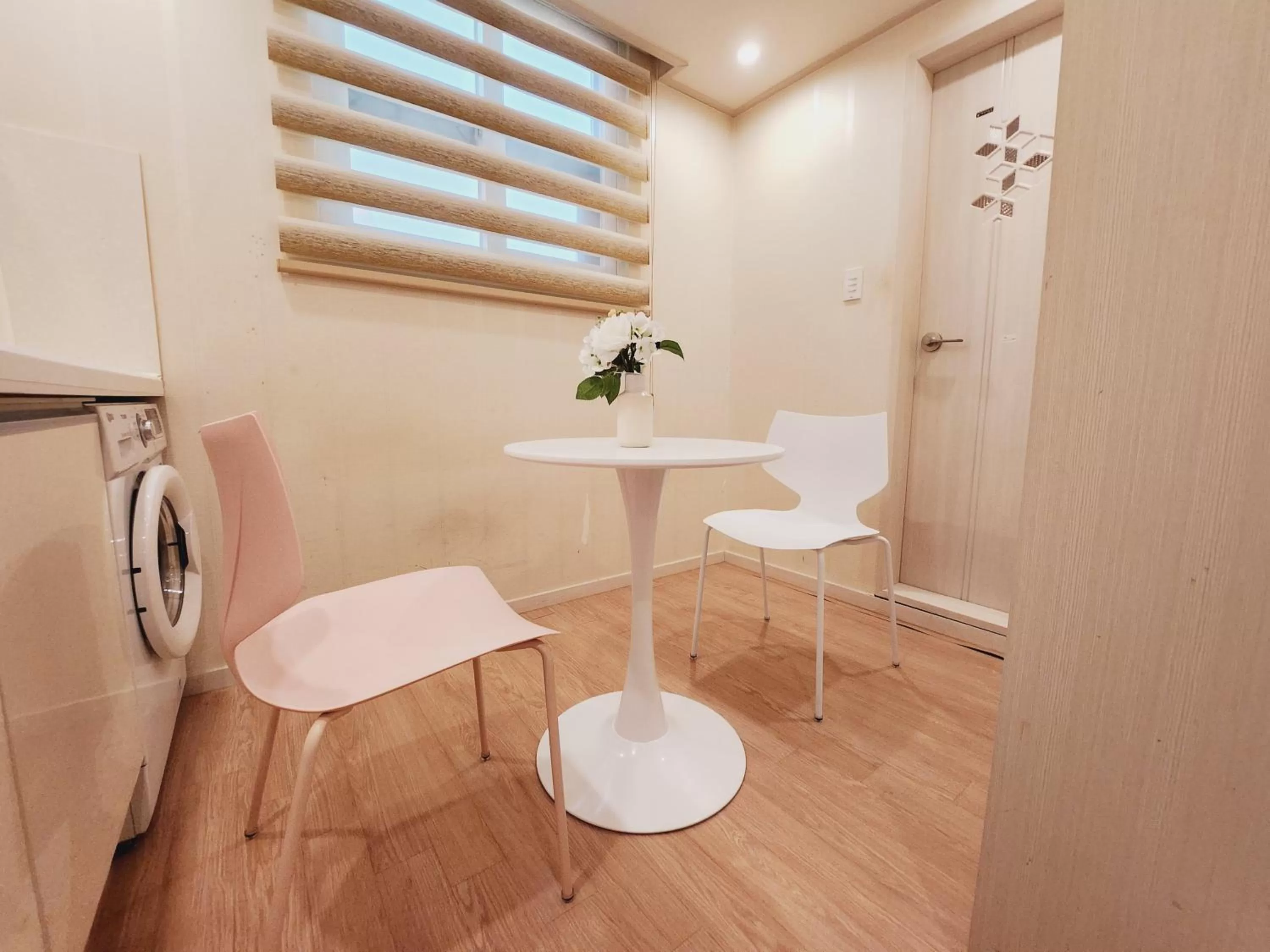 Living room, Bathroom in Olive hostel R(Residence)