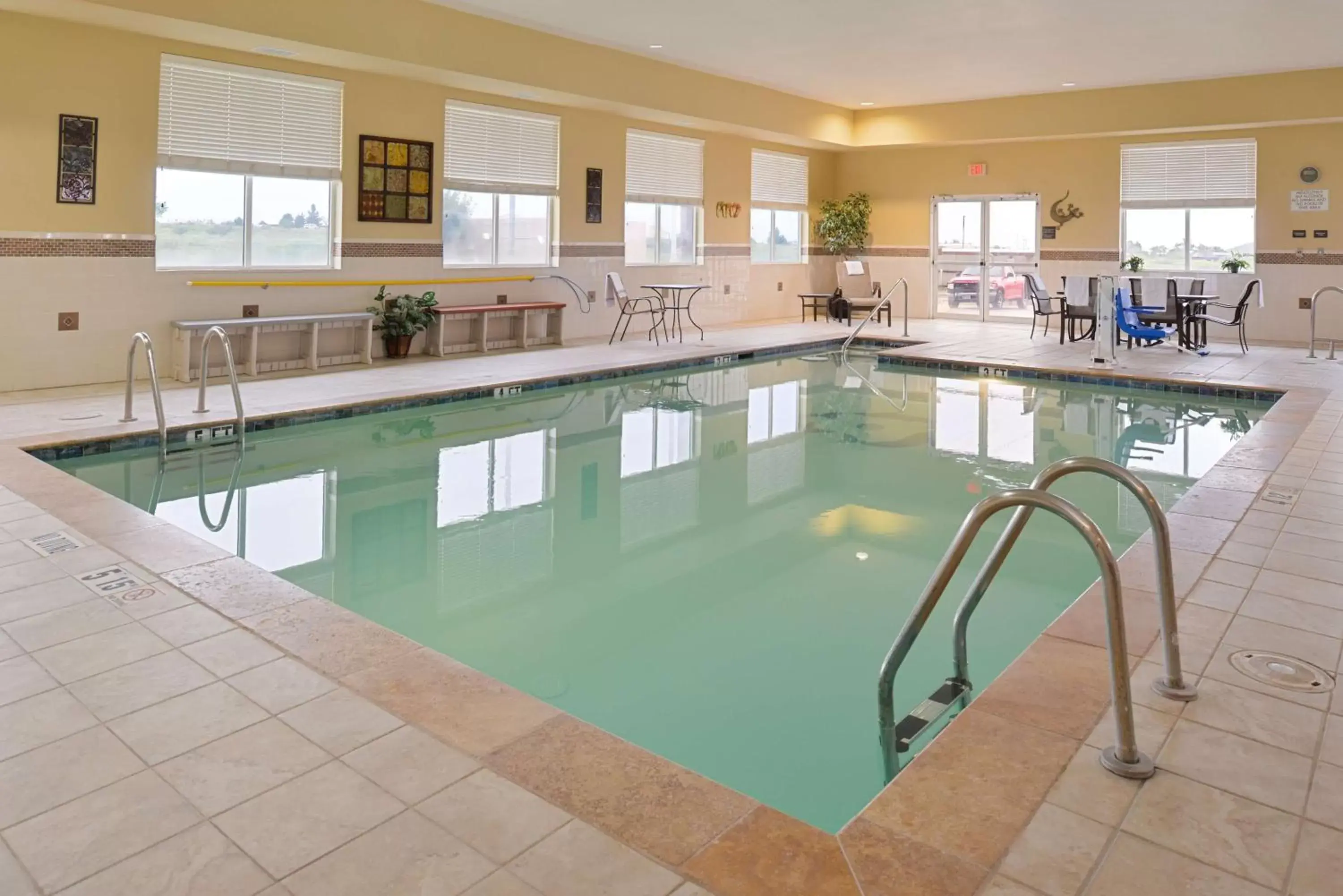 Pool view, Swimming Pool in Hampton Inn Alpine