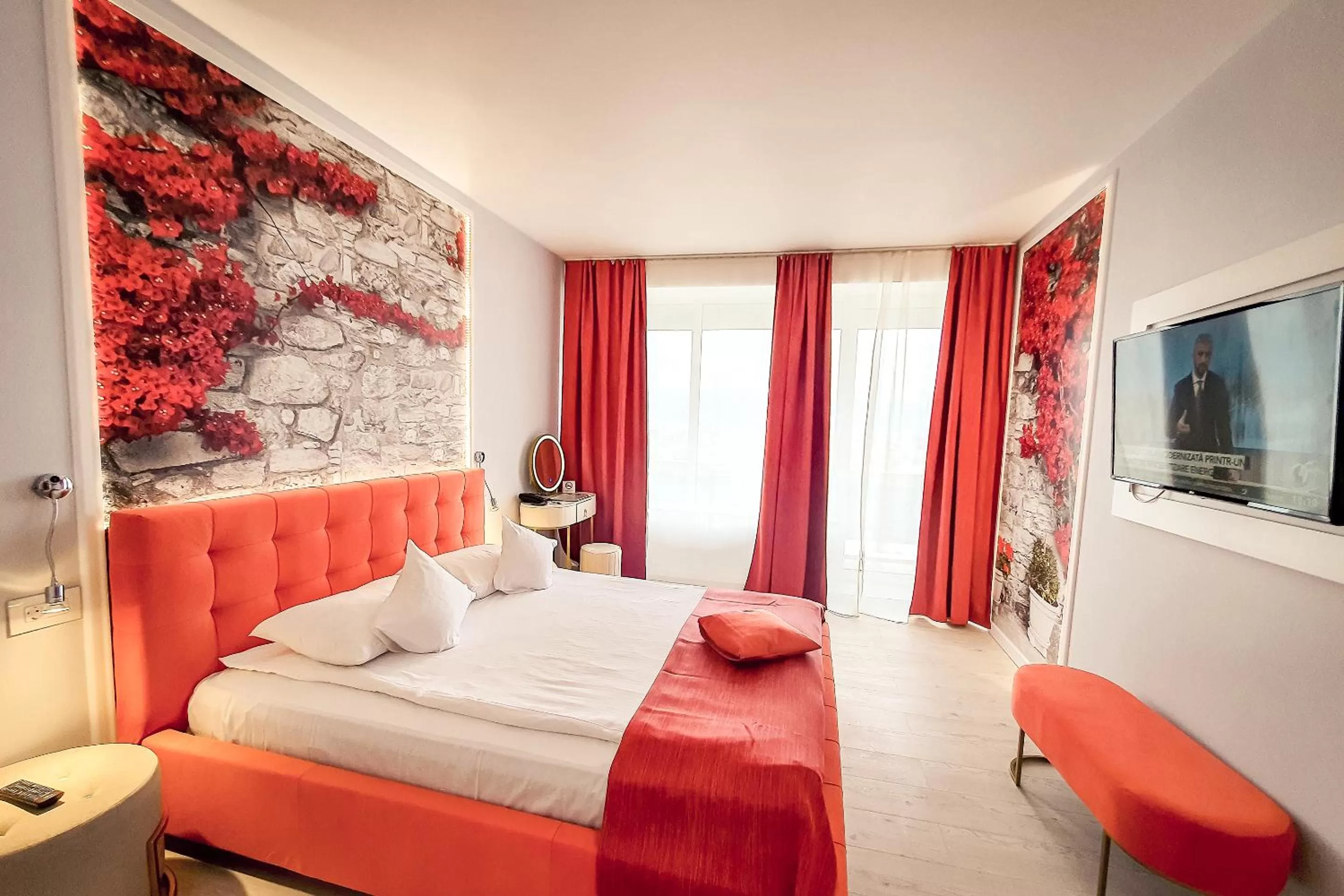 TV and multimedia, Bed in Continental Forum Arad