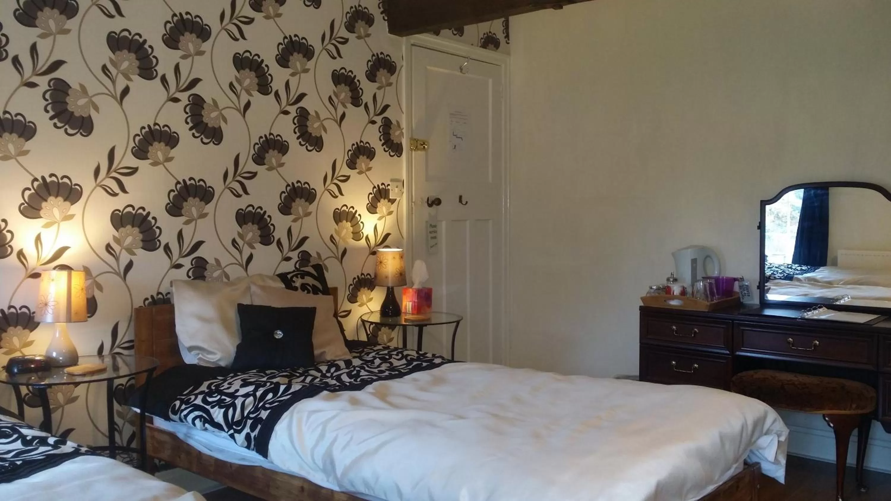 Bedroom, Bed in Kingsmede Bed & Breakfast