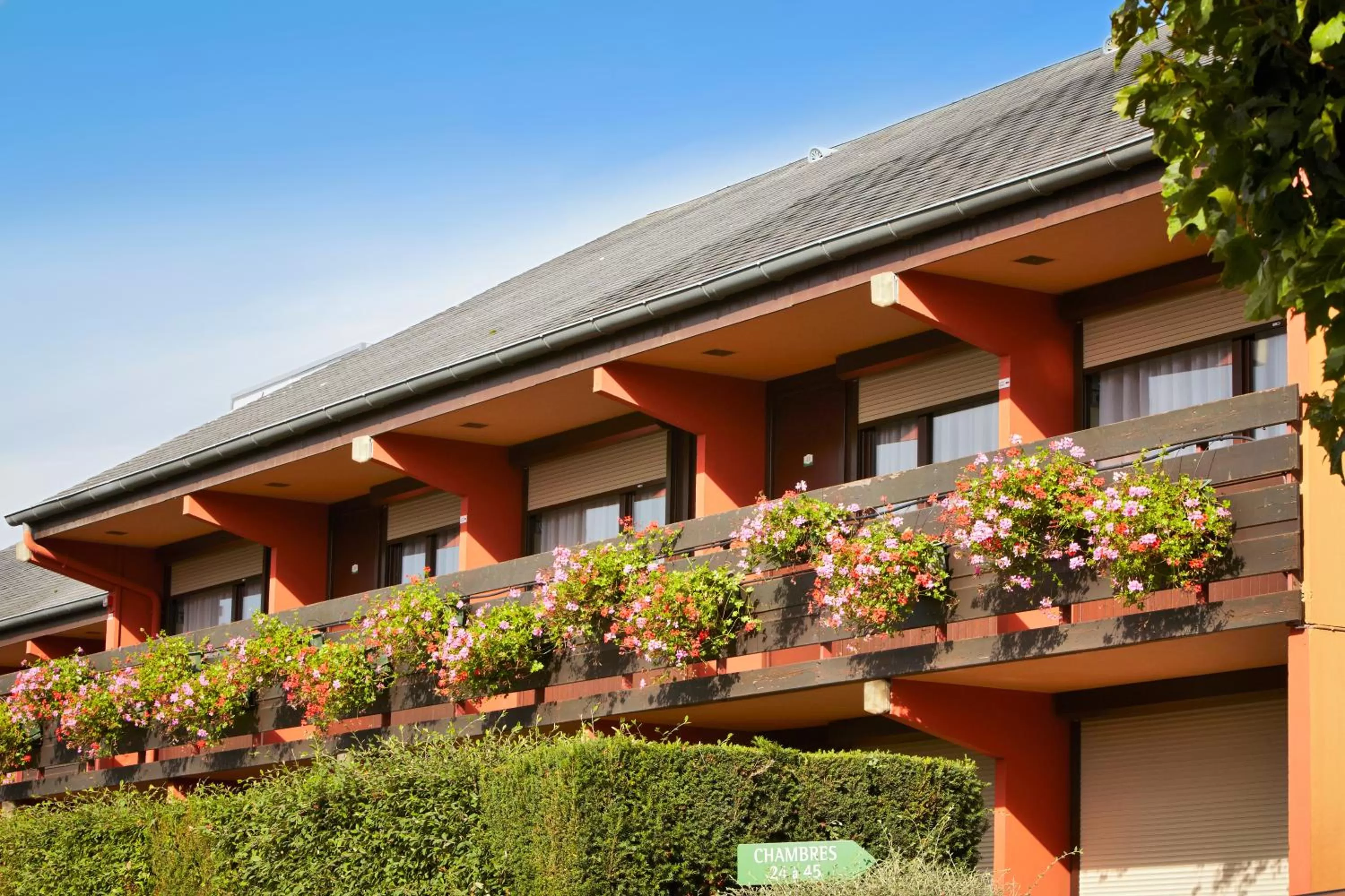 Property building in Campanile Saintes