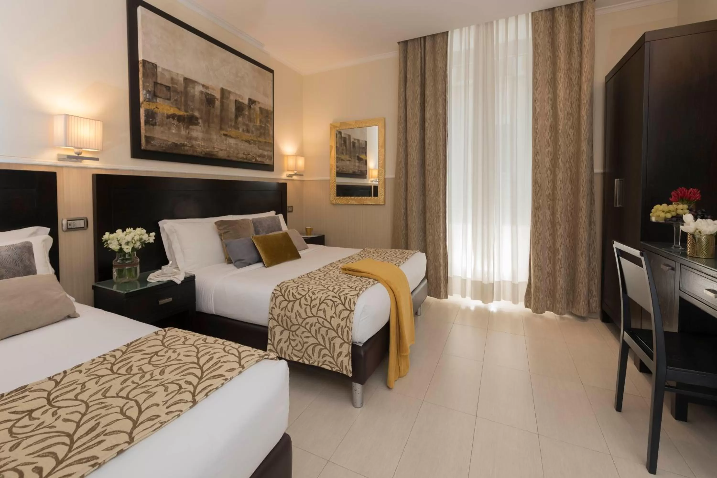 Bedroom, Bed in Yes Hotel Boutique Rome