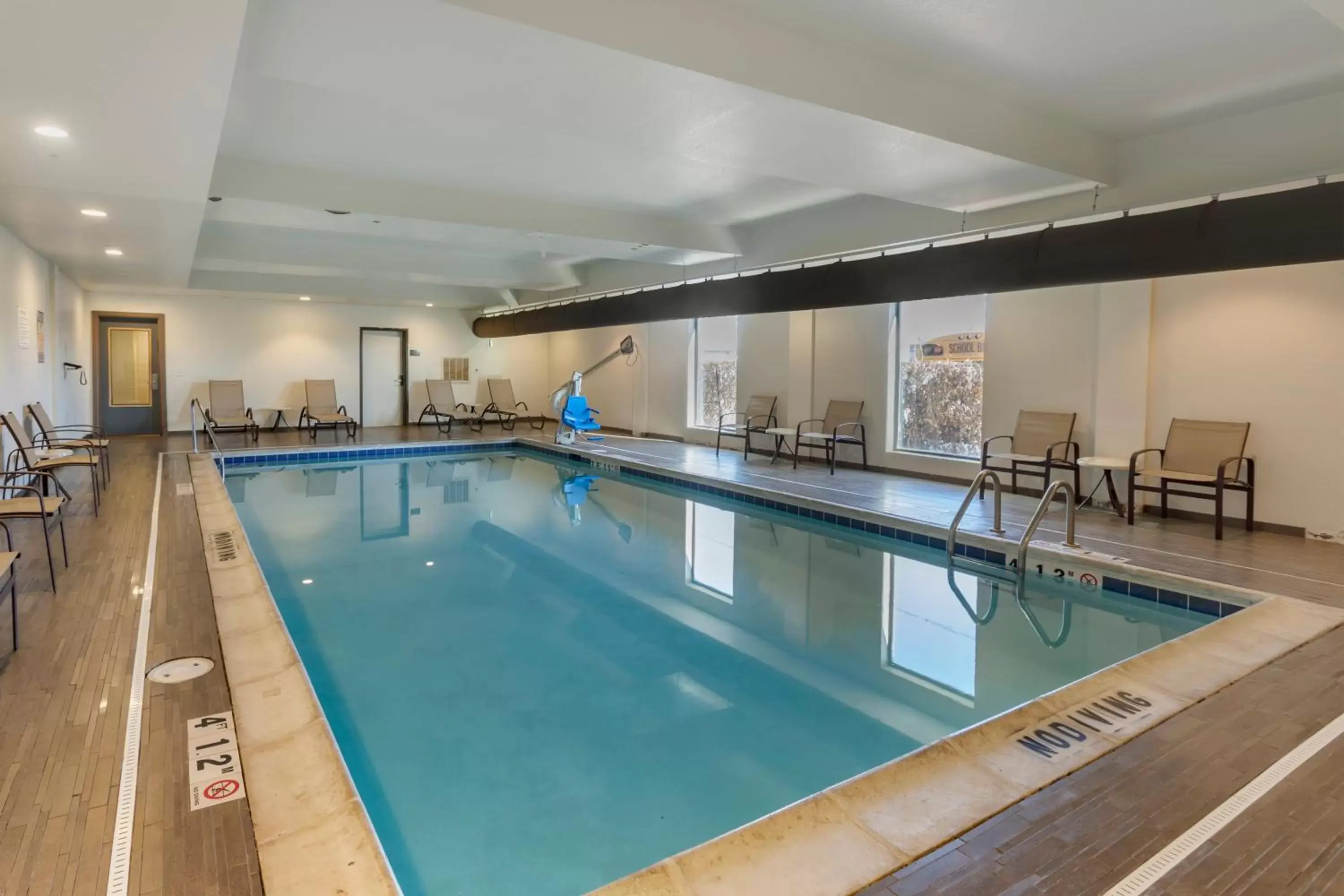 Swimming Pool in MainStay Suites Near Denver Downtown