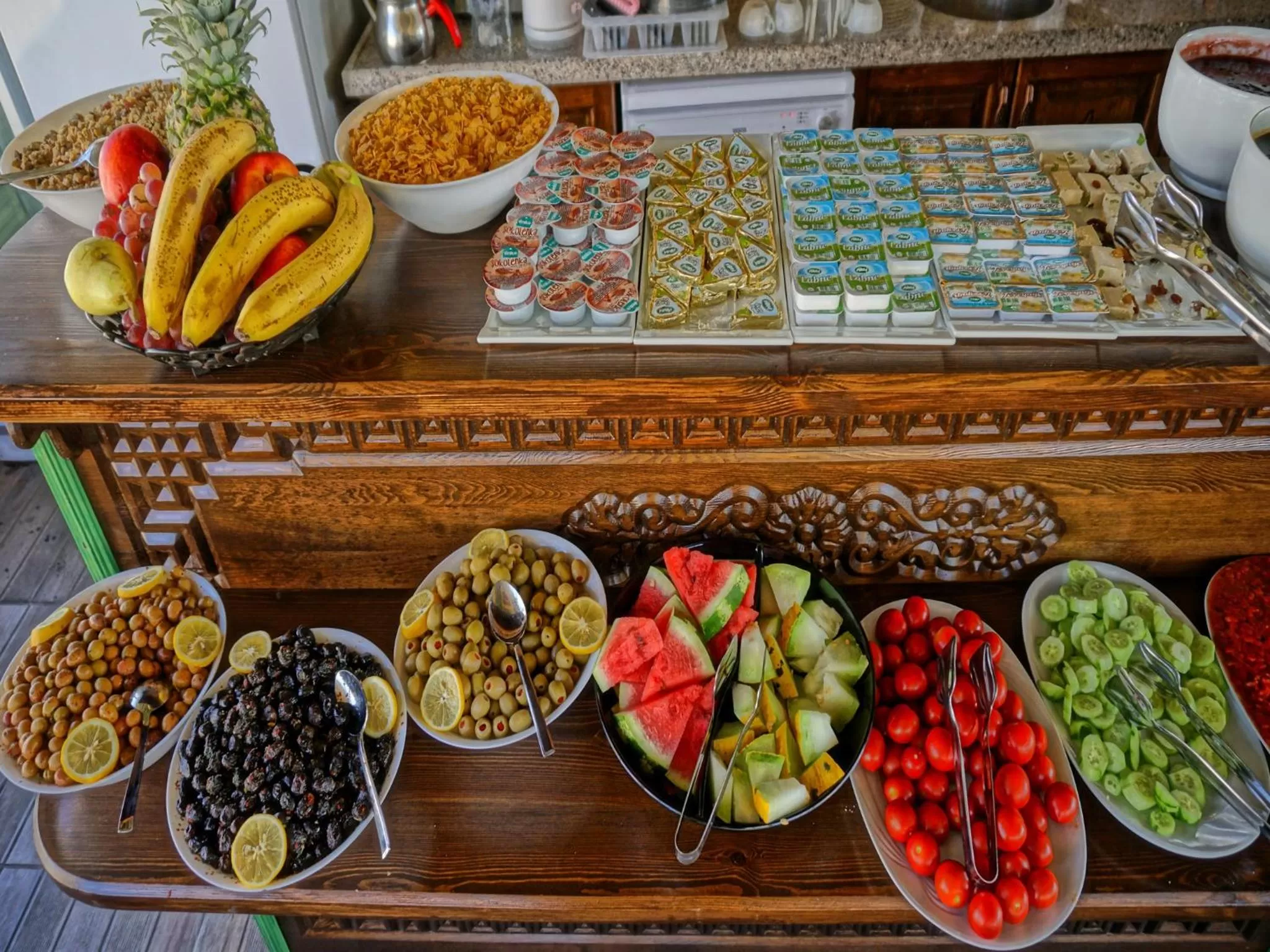 Food and drinks in Milat Cave Hotel