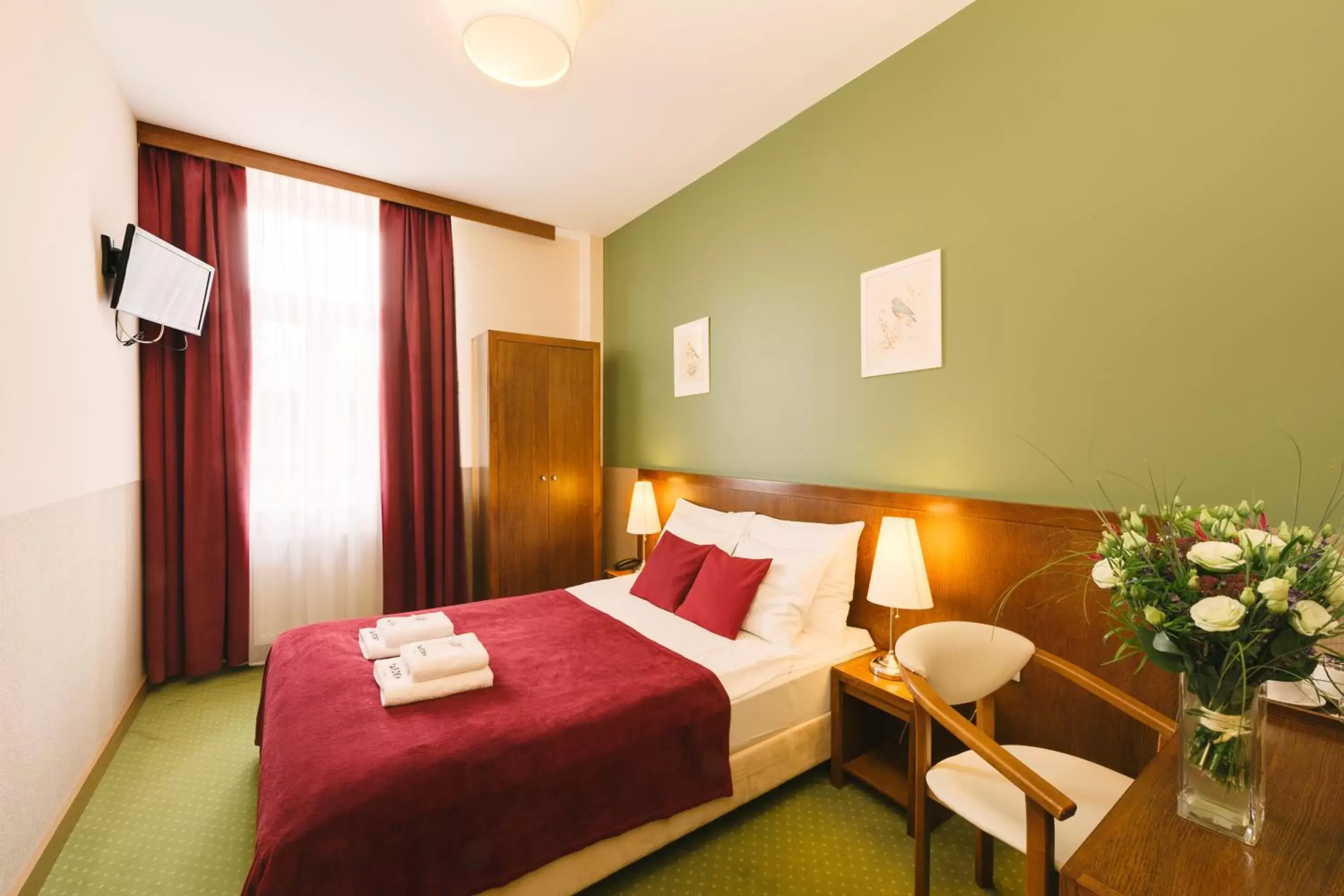 Bed in Hotel Yarden by Artery Hotels