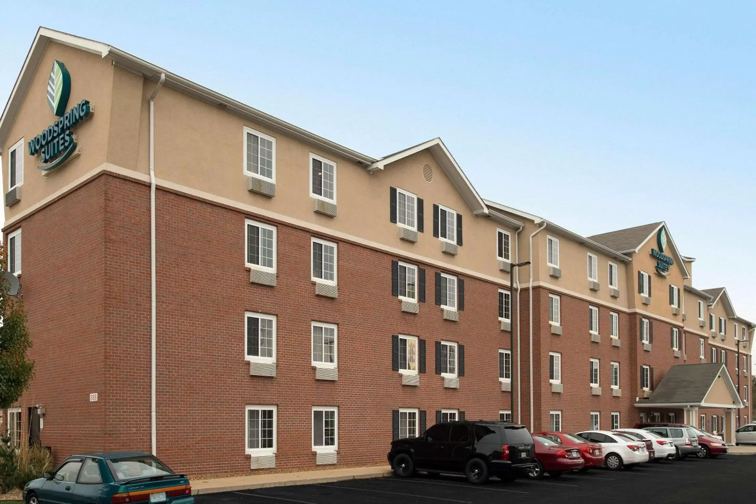 Property Building in WoodSpring Suites St Louis Arnold