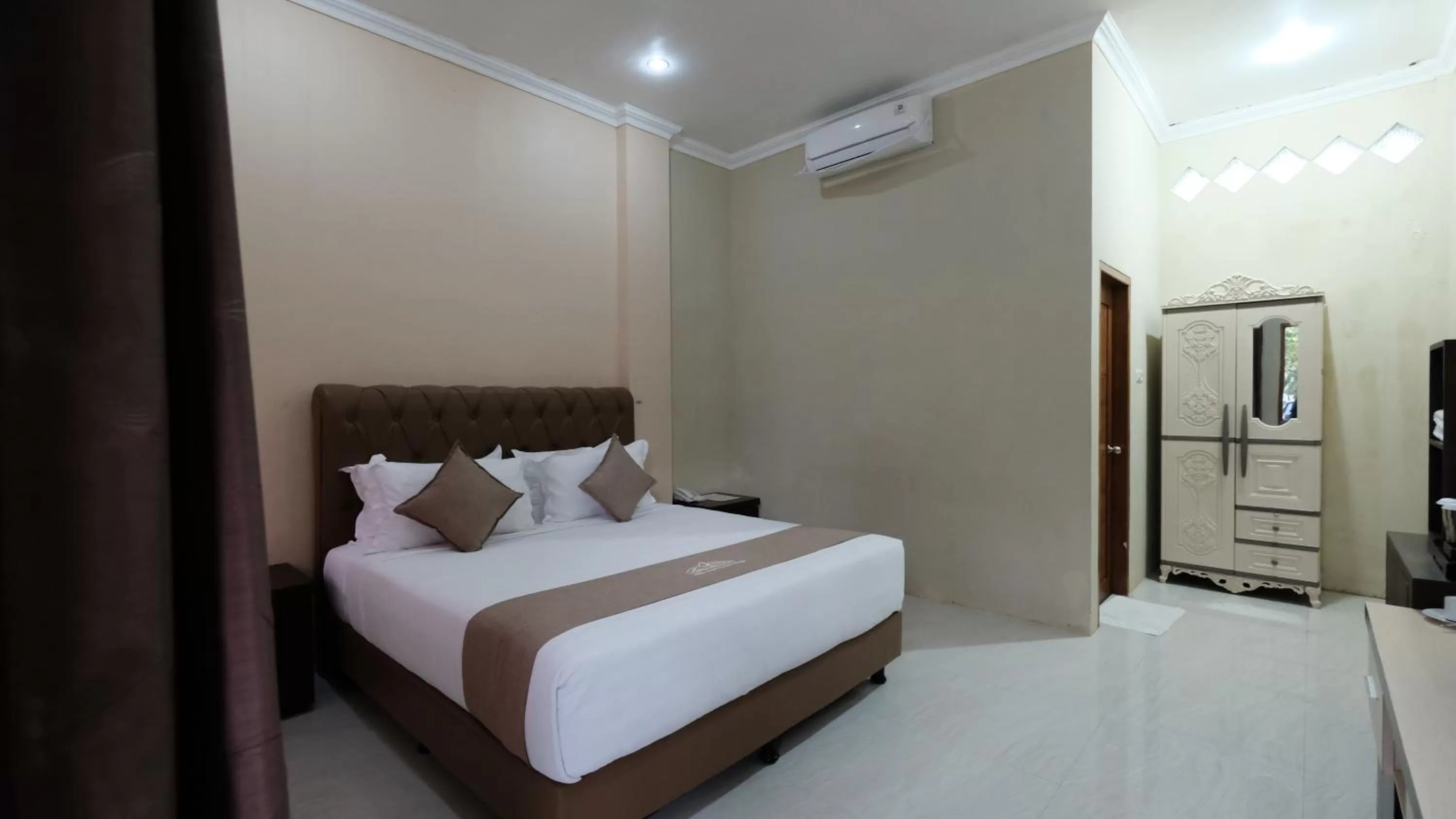 Bed in Bukit Indah Doda Hotel & Resorts
