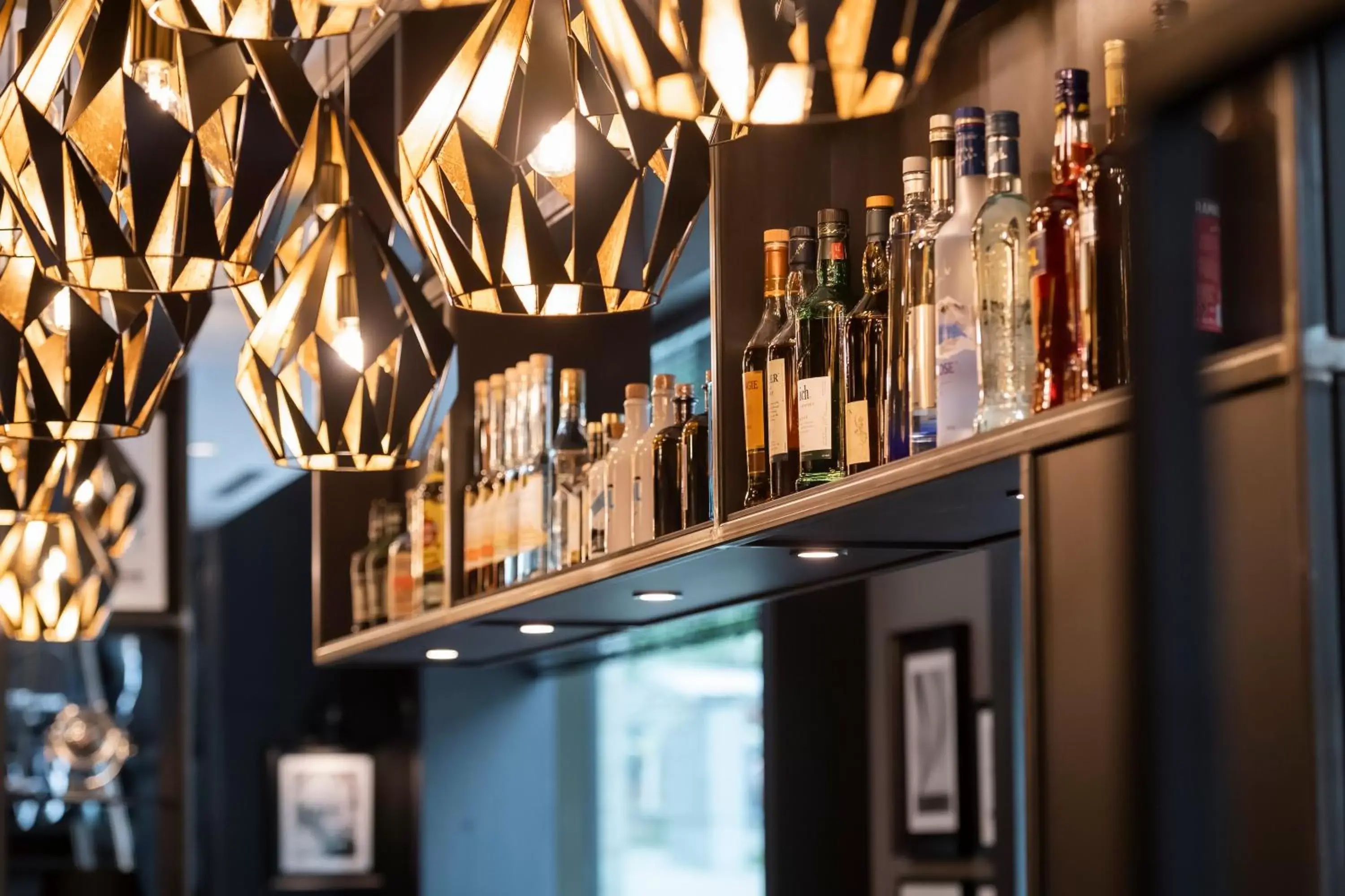 Lounge or bar in HARBR Hotel Ludwigsburg, a member of Radisson Individuals Lounge or bar in HARBR Hotel Ludwigsburg, a member of Radisson Individuals