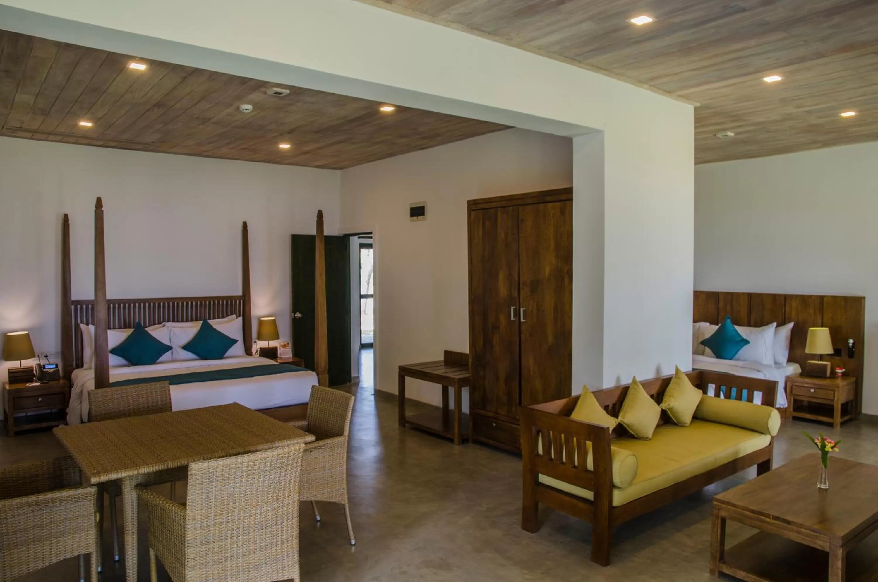 Bed in Regenta Arie Lagoon Negombo