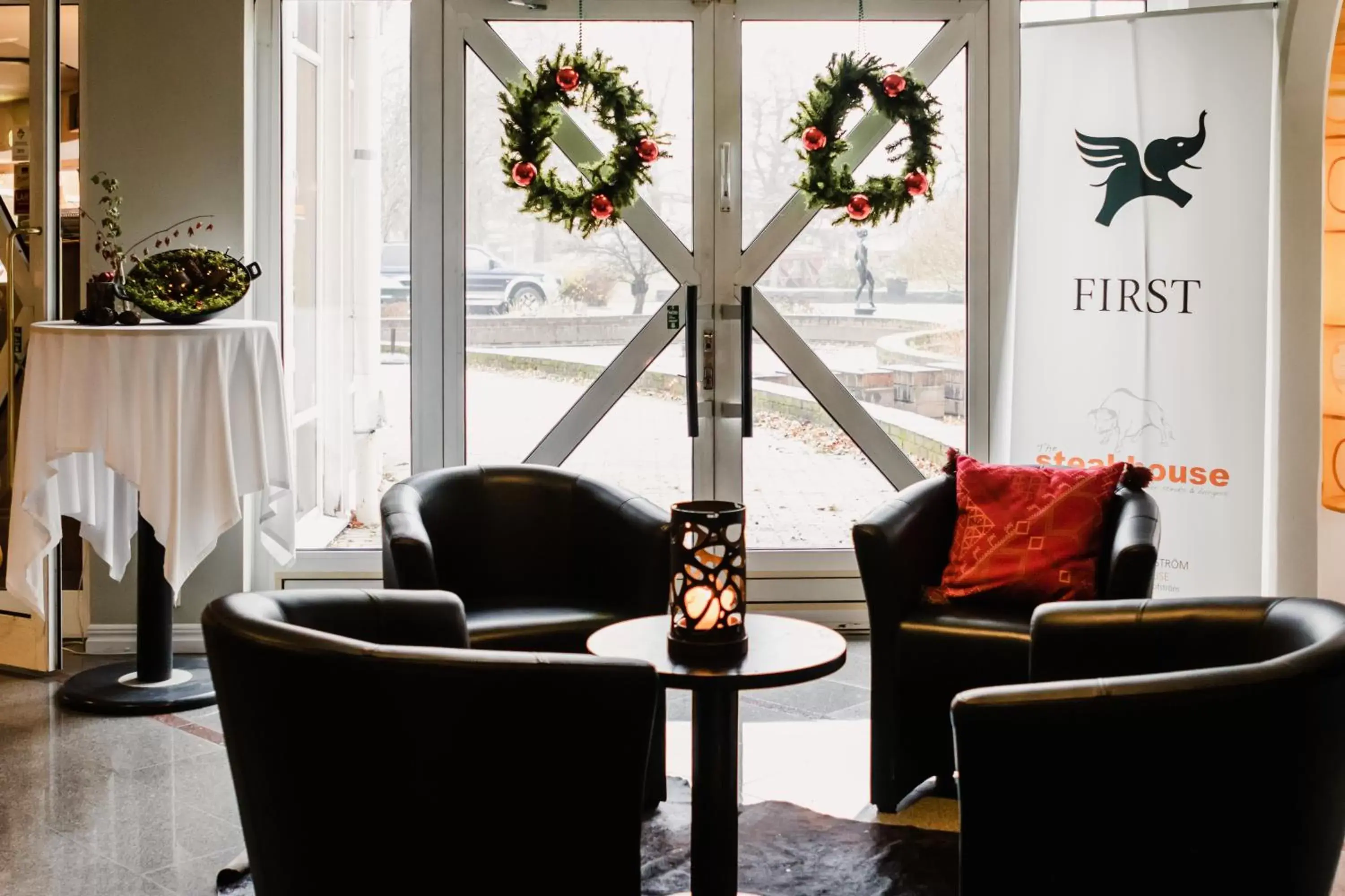 Lobby or reception, Seating Area in First Hotel Olofström