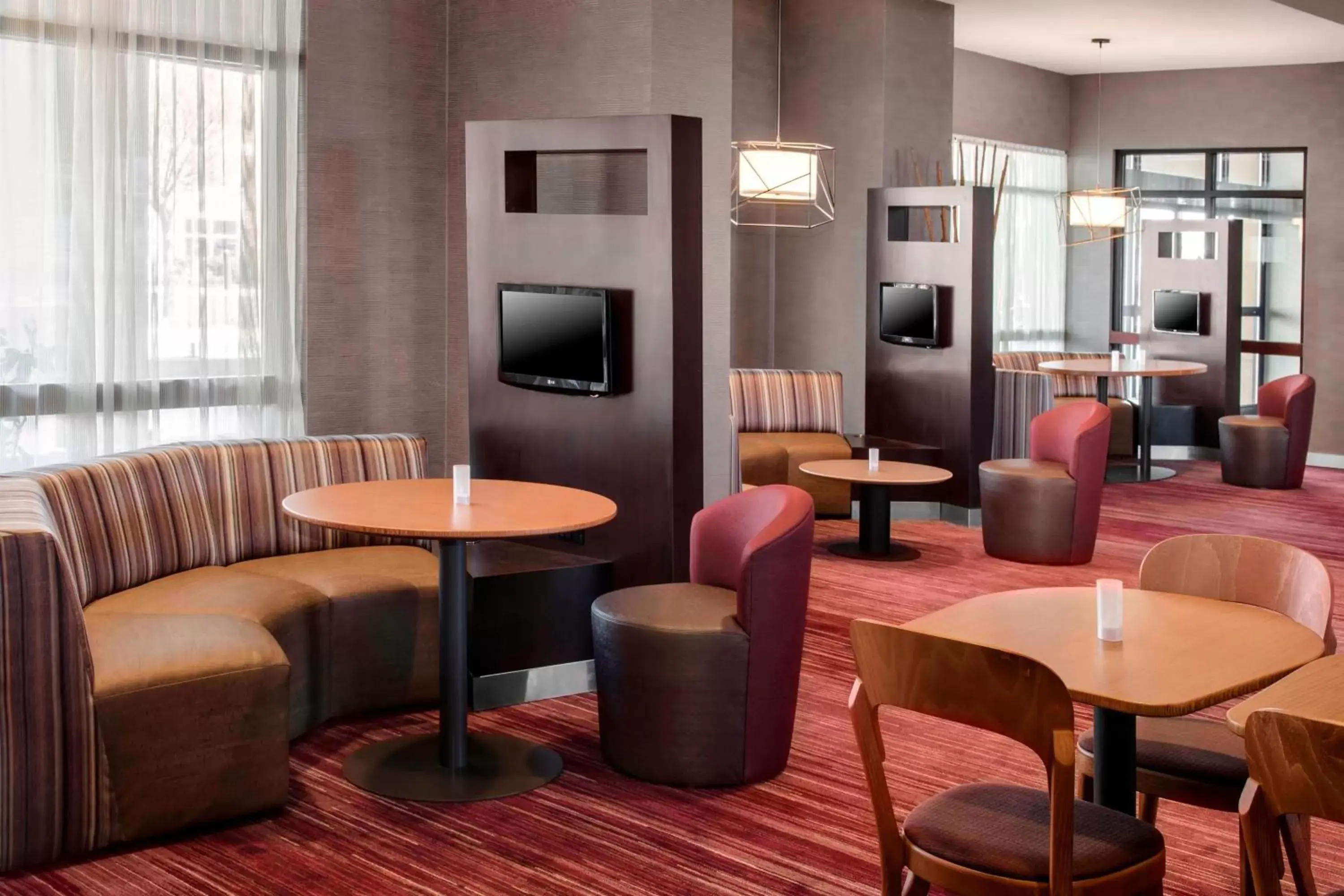 Other, Lounge/Bar in Courtyard by Marriott Newark Elizabeth