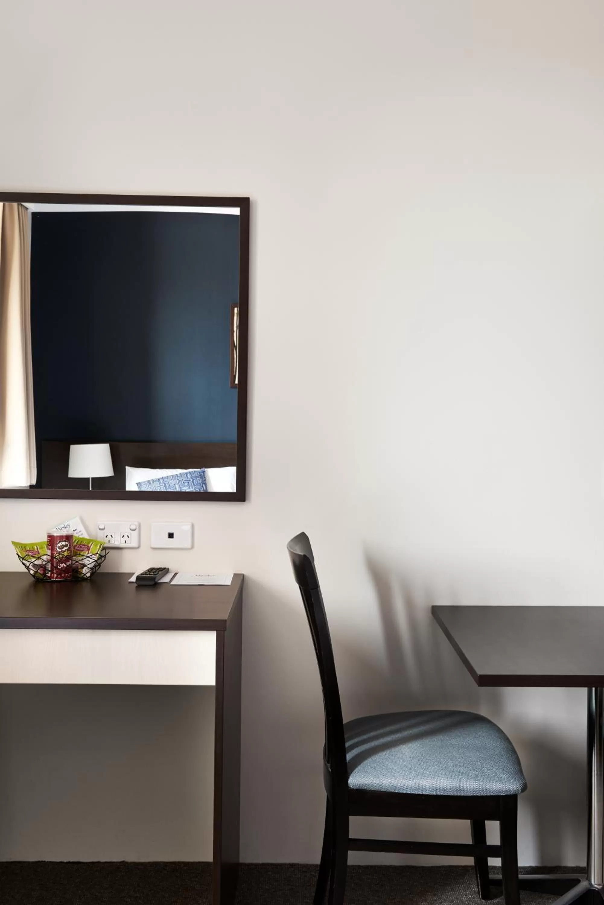 Area and facilities in 175 Hotel Westmead