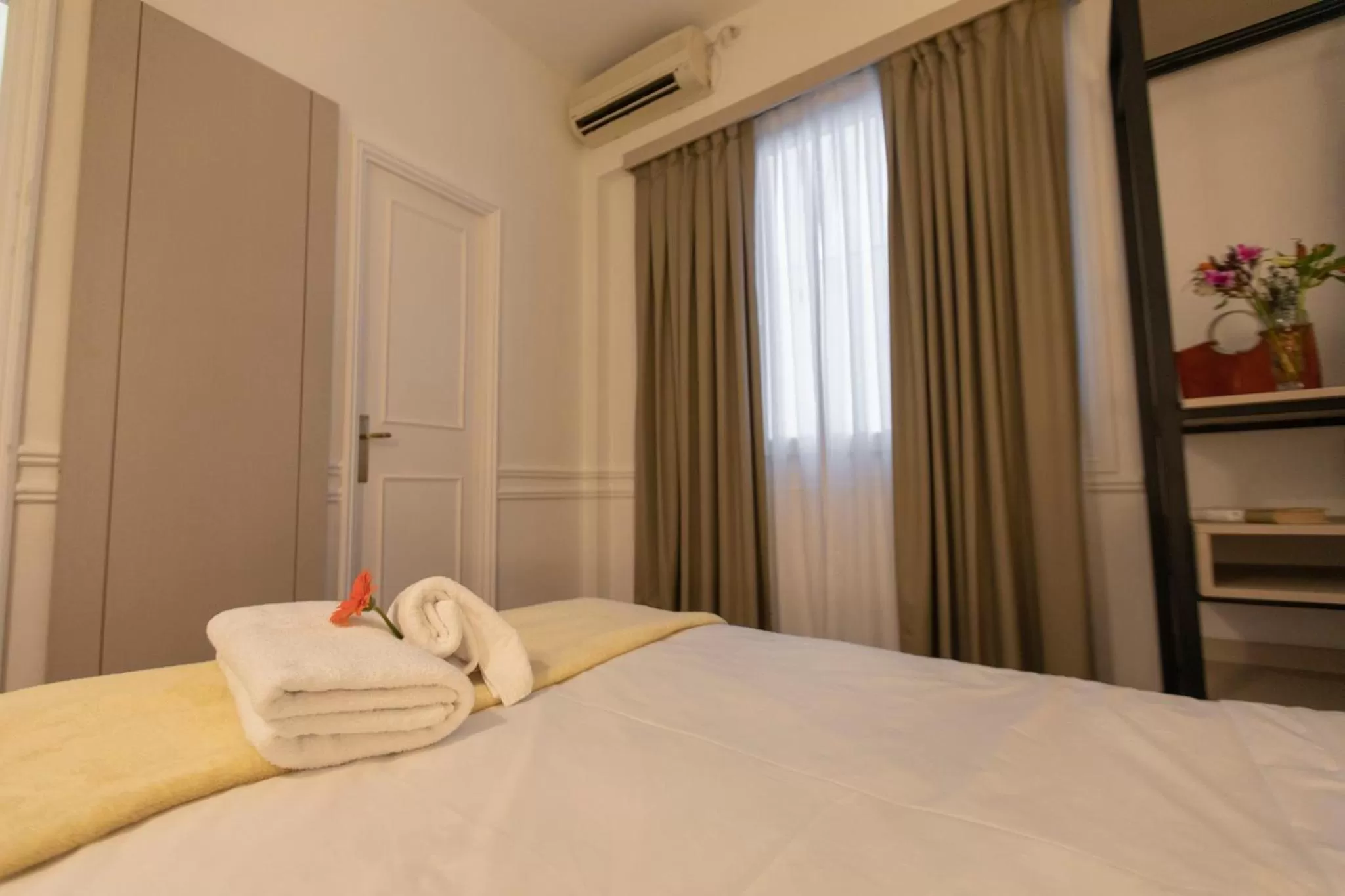 Photo of the whole room, Bed in El Misti Hotel Buenos Aires Centro