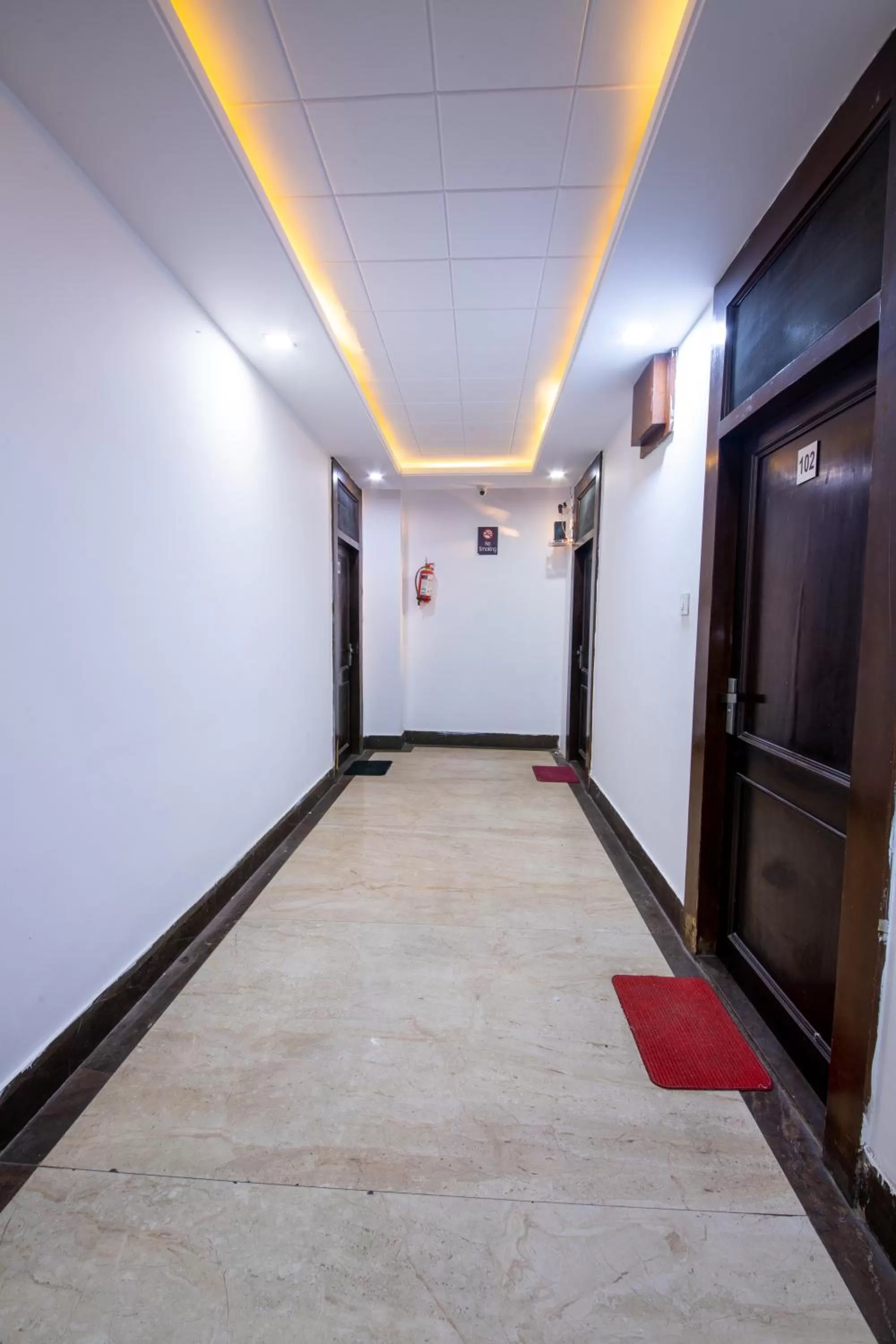 Lobby or reception in Grey Castle - Hotel Near Haridwar Railway station