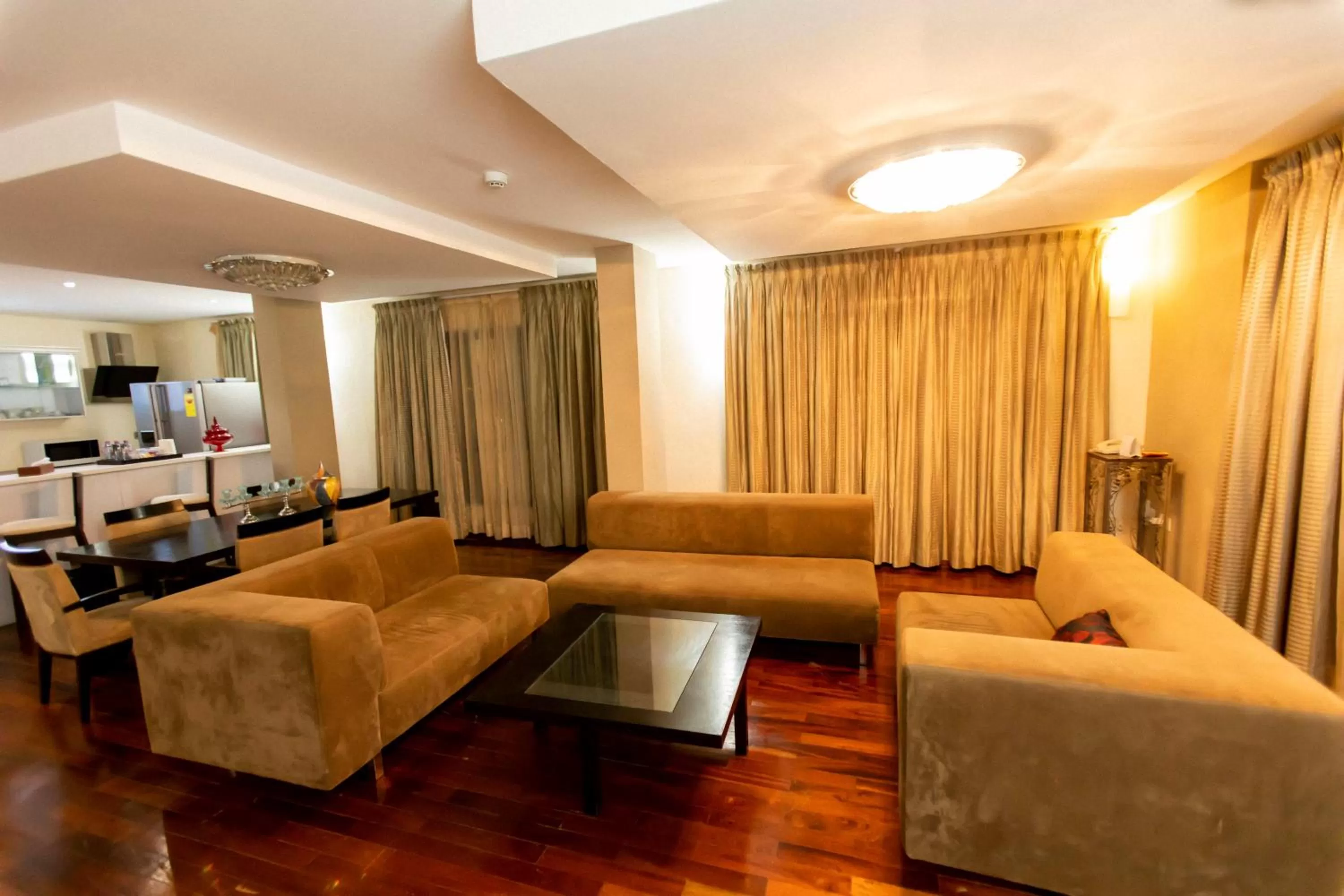 Living room in Best Western Premier Accra Airport Hotel