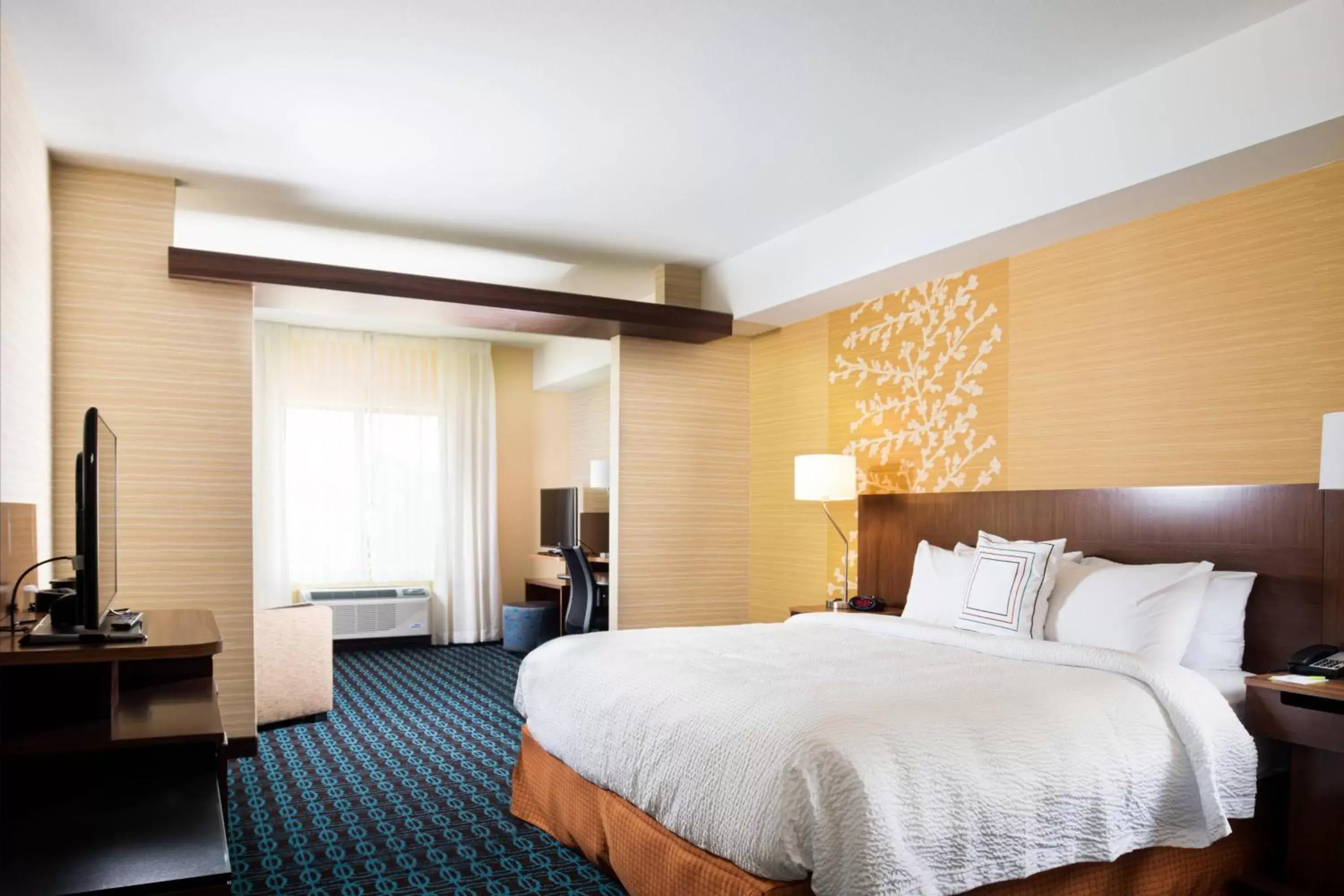 Bedroom, Bed in Fairfield Inn & Suites by Marriott Rochester Mayo Clinic Area/Saint Marys