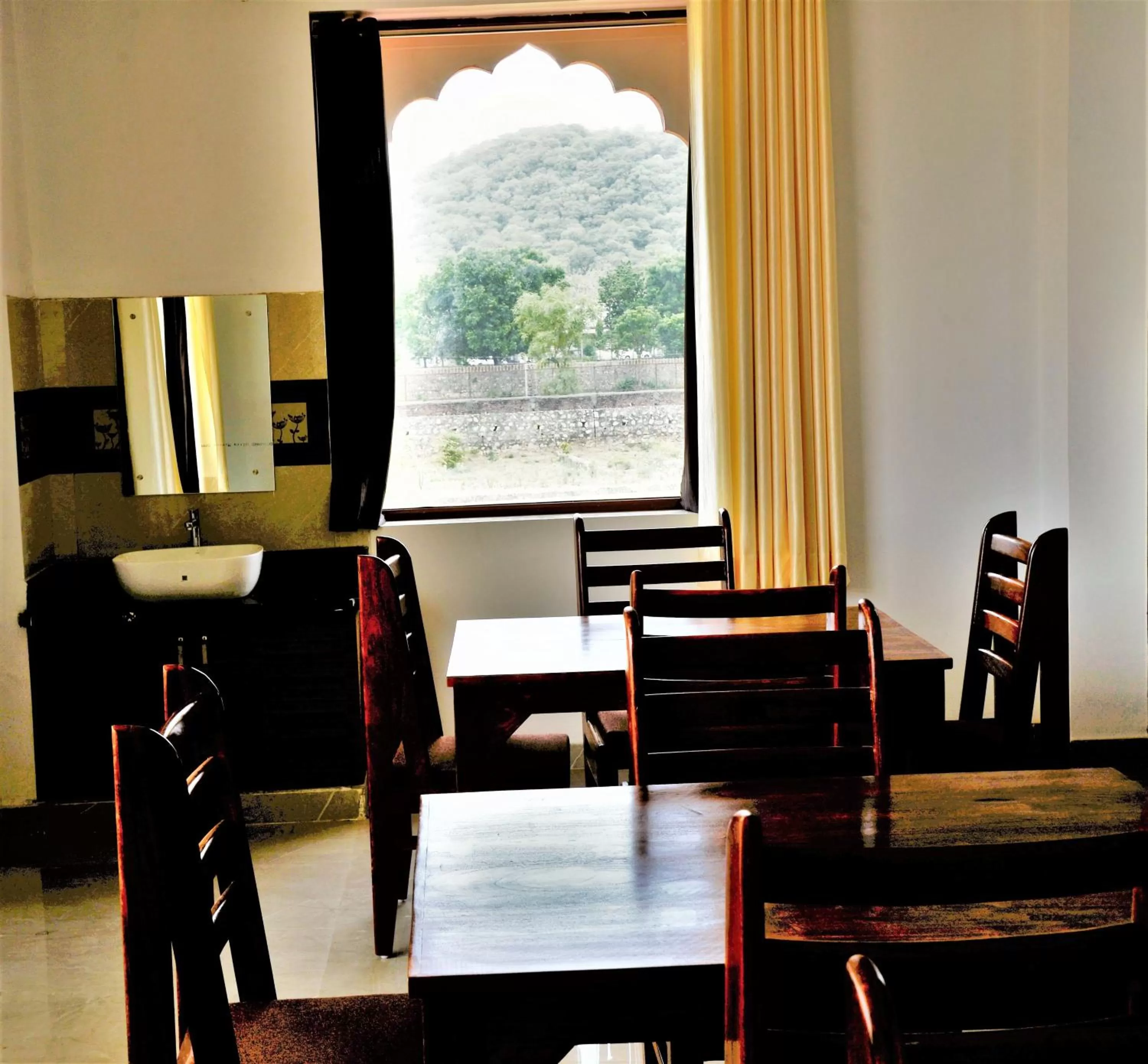 Restaurant/places to eat in Omak Tiger Seven