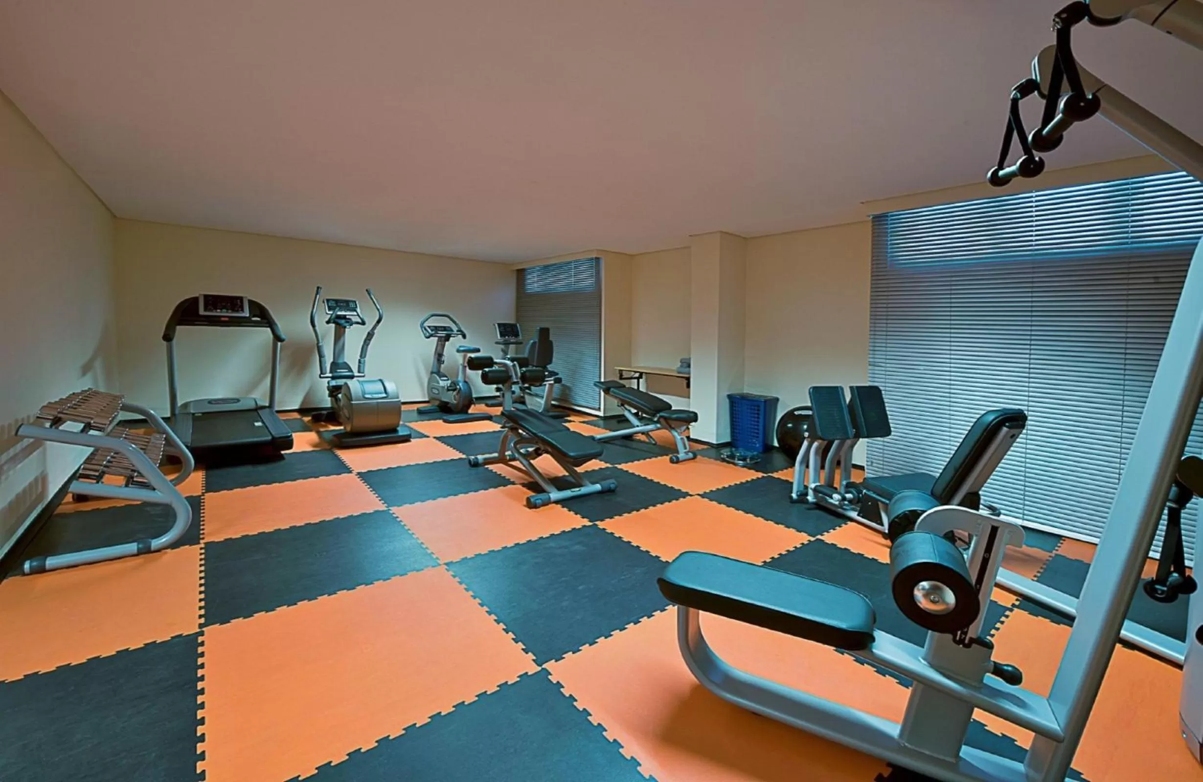 Fitness centre/facilities in Park Inn by Radisson Abeokuta