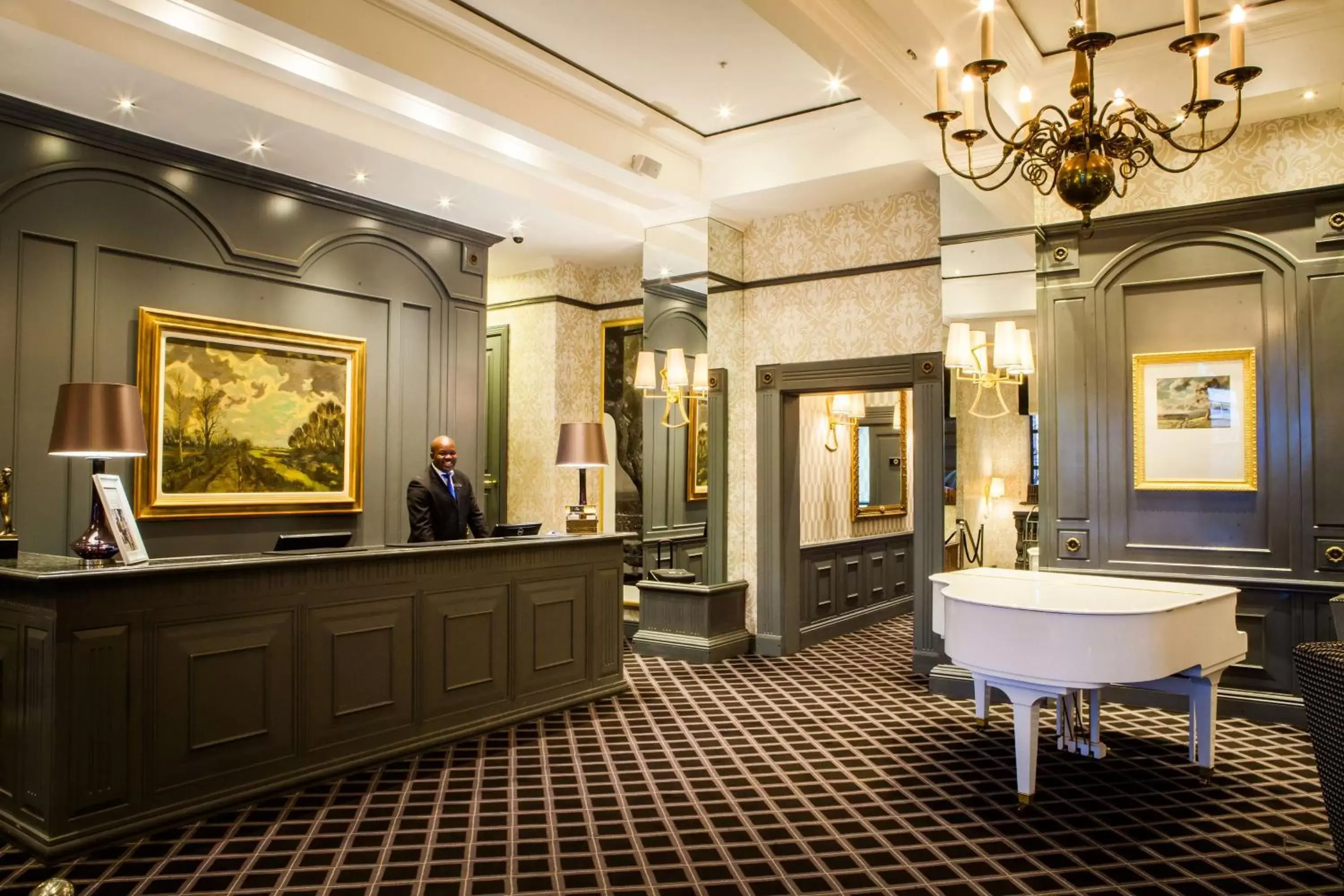 Lobby or reception in 54 on Bath