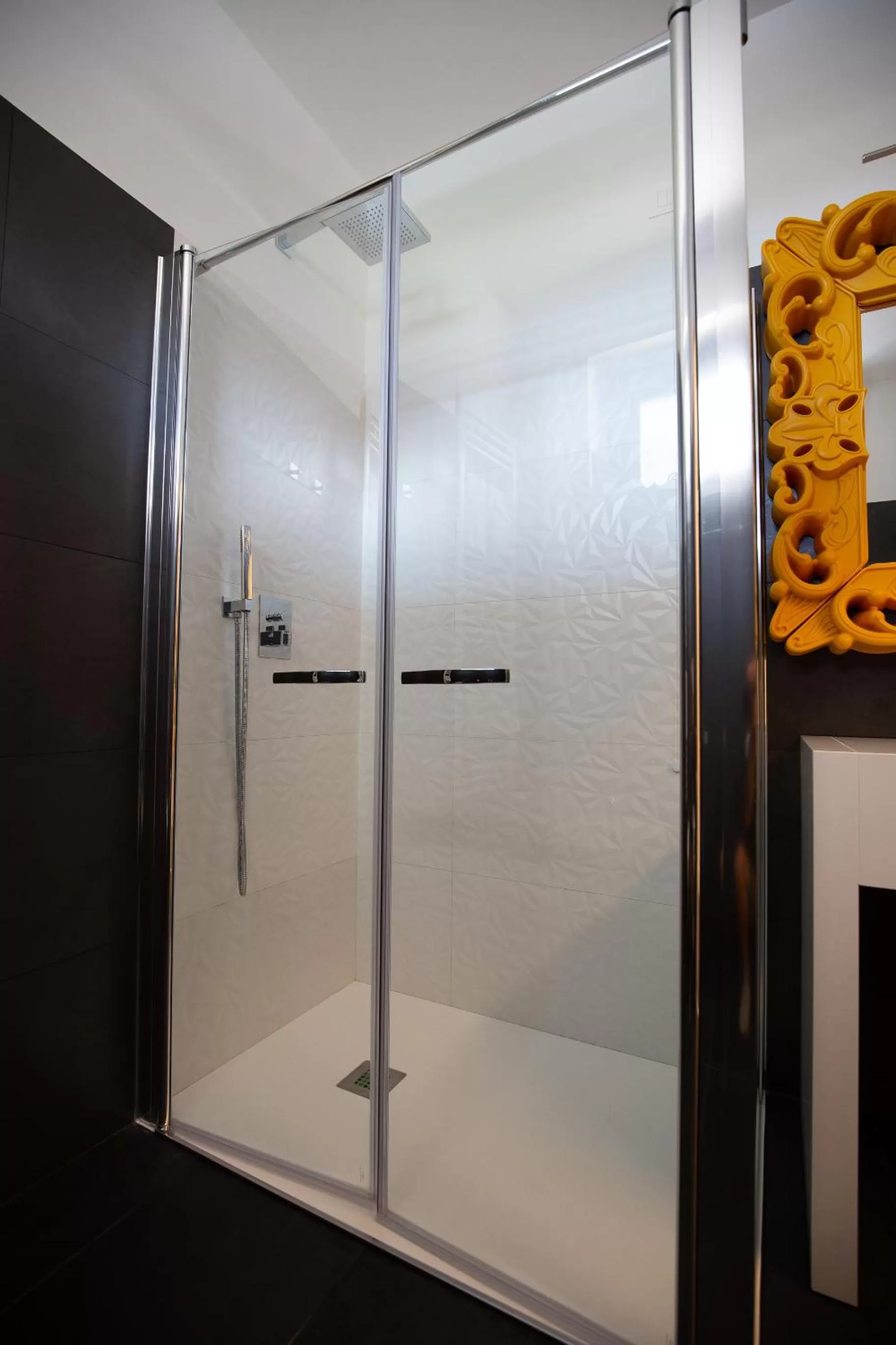 Bathroom in Hotel La Compagnia Del Viaggiatore