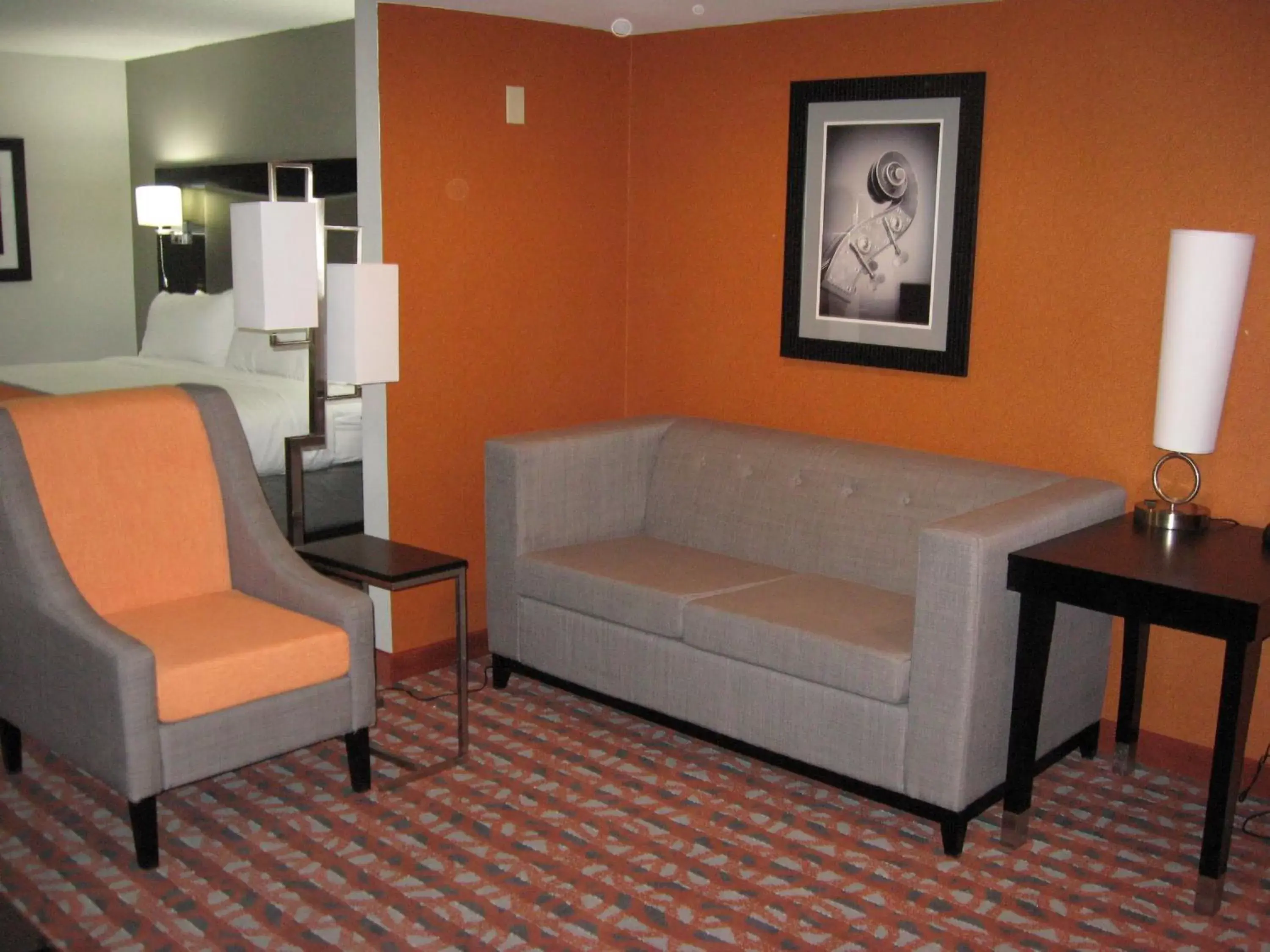 Photo of the whole room, Seating Area in Holiday Inn Express & Suites Nashville Southeast - Antioch, an IHG Hotel