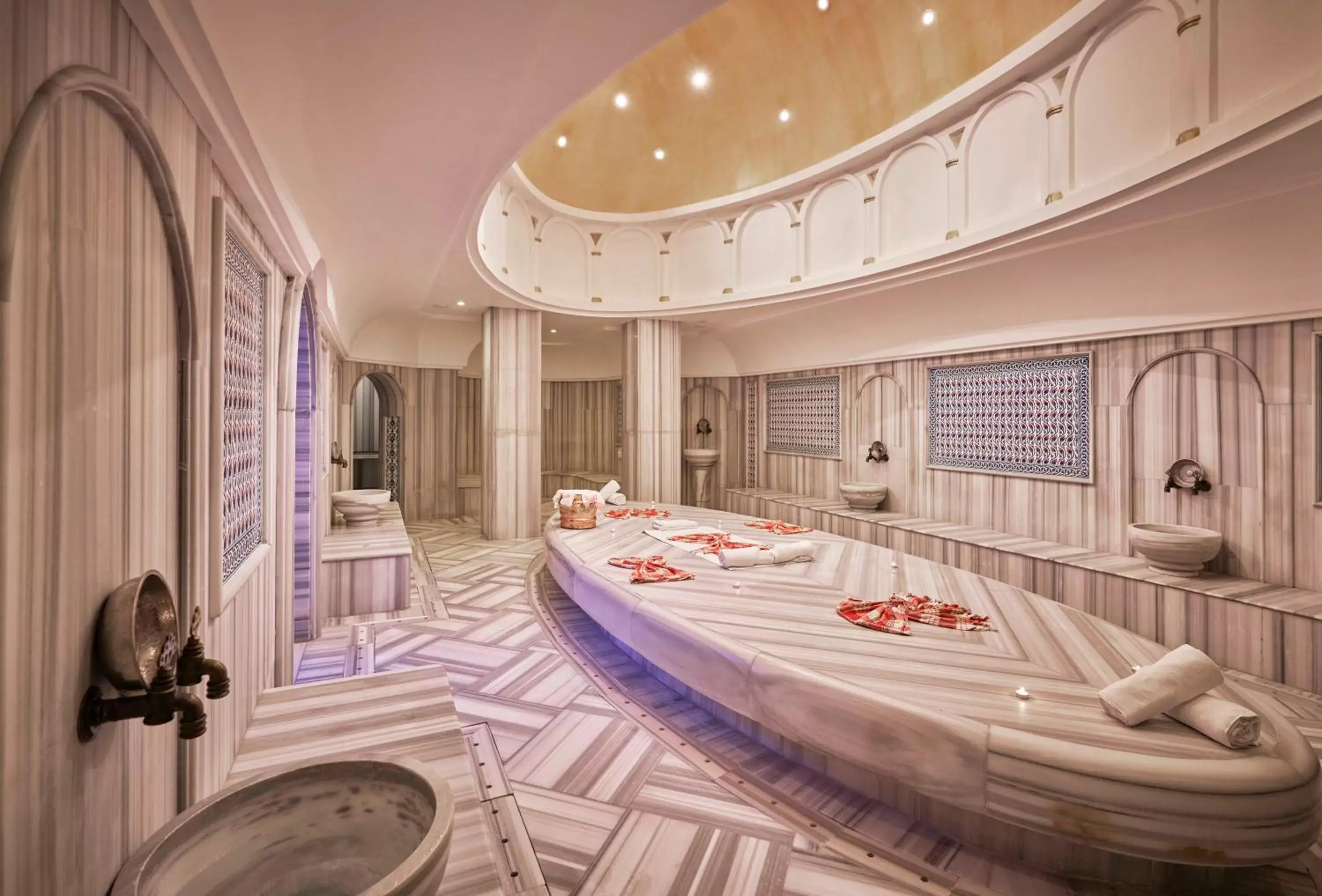 Steam room in Calista Luxury Resort