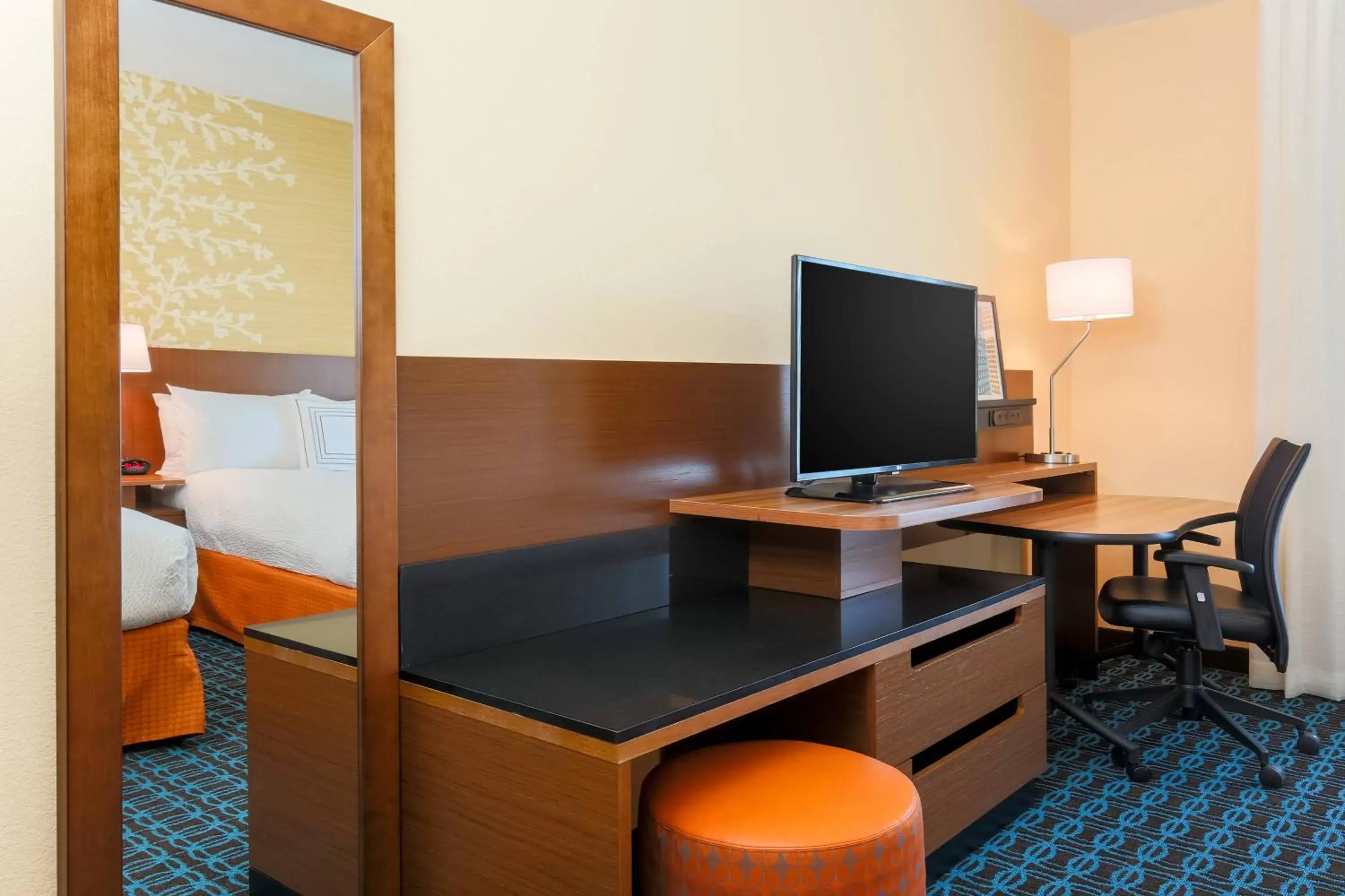 Photo of the whole room, TV/Entertainment Center in Fairfield Inn & Suites by Marriott Cotulla