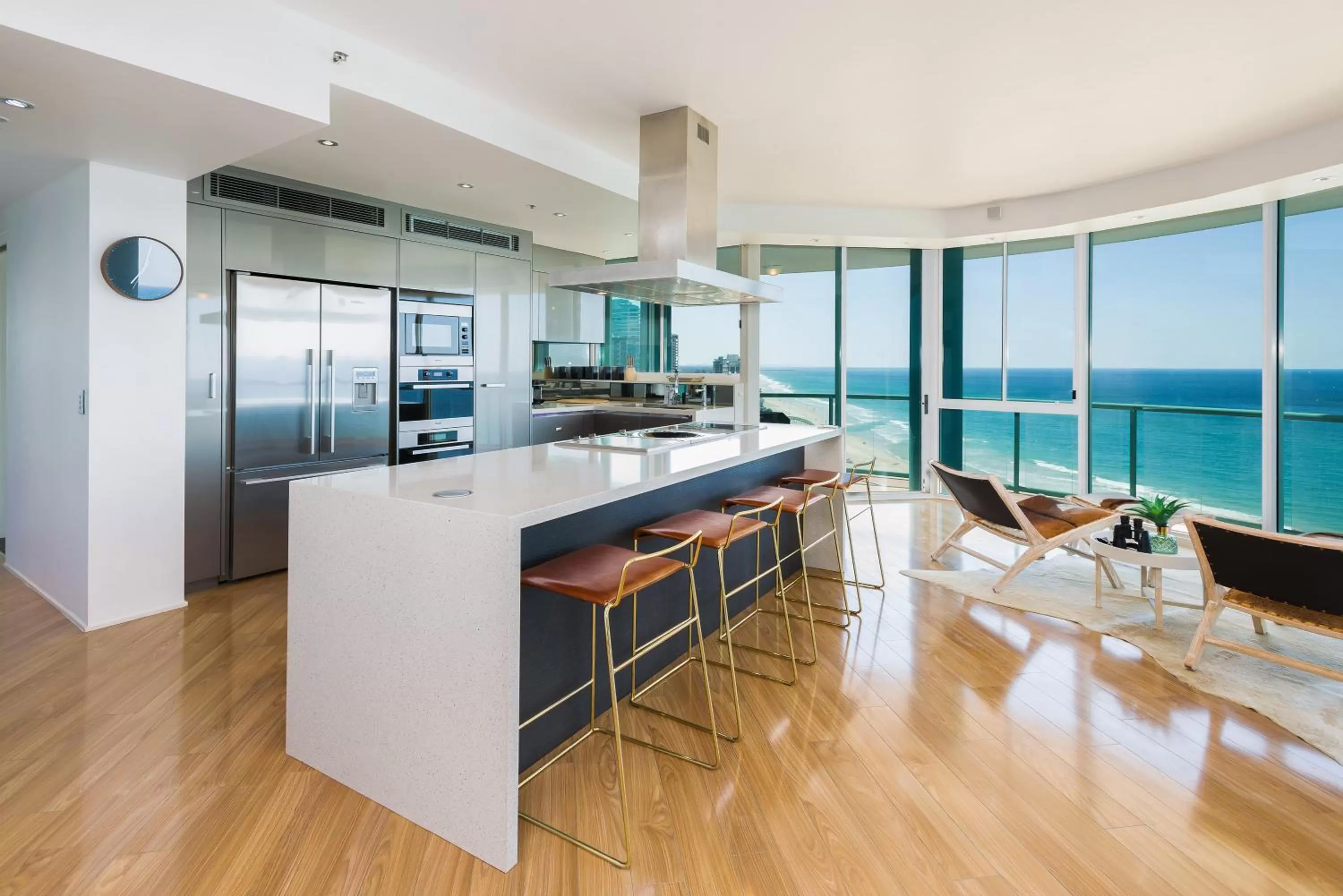 Kitchen or kitchenette in The Waterford on Main Beach