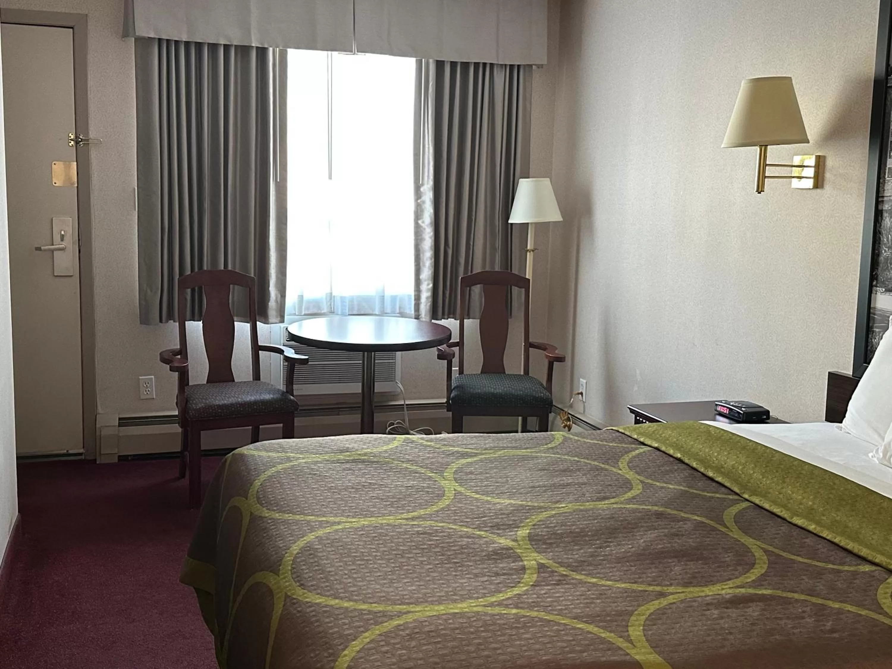 Bed in Super 8 by Wyndham Lethbridge