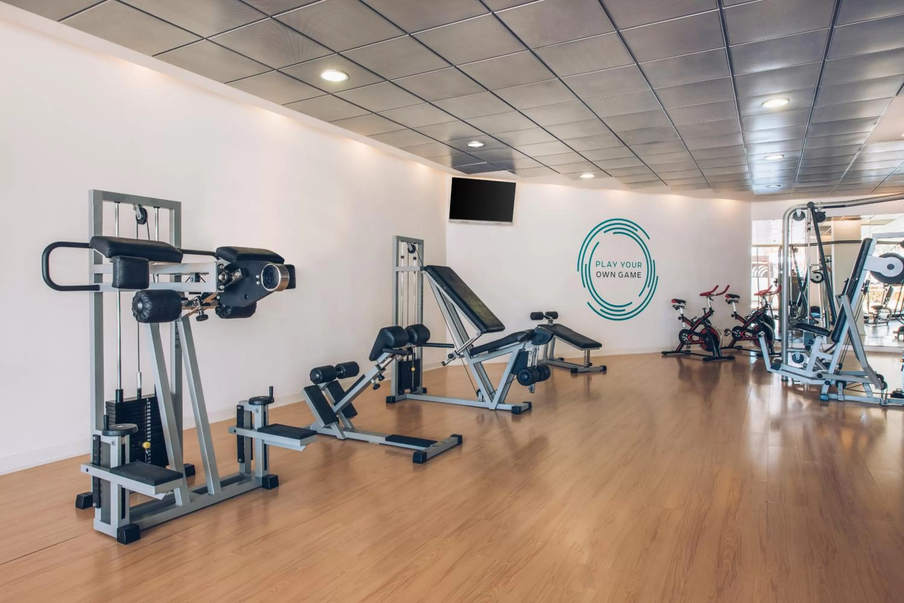 Fitness centre/facilities in Iberostar Waves Bouganville Playa