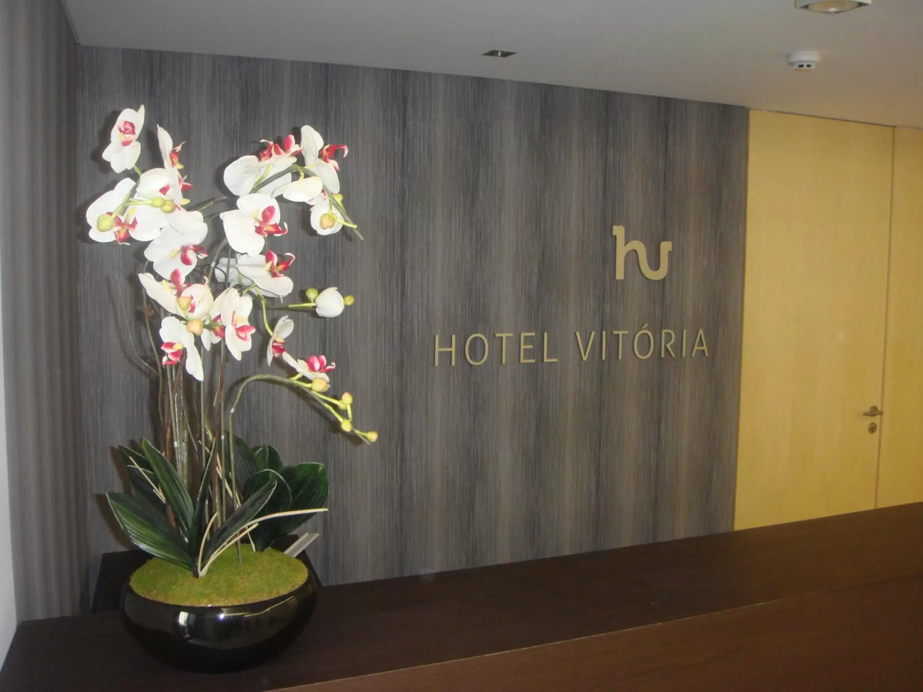 Property logo or sign in Hotel Vitória