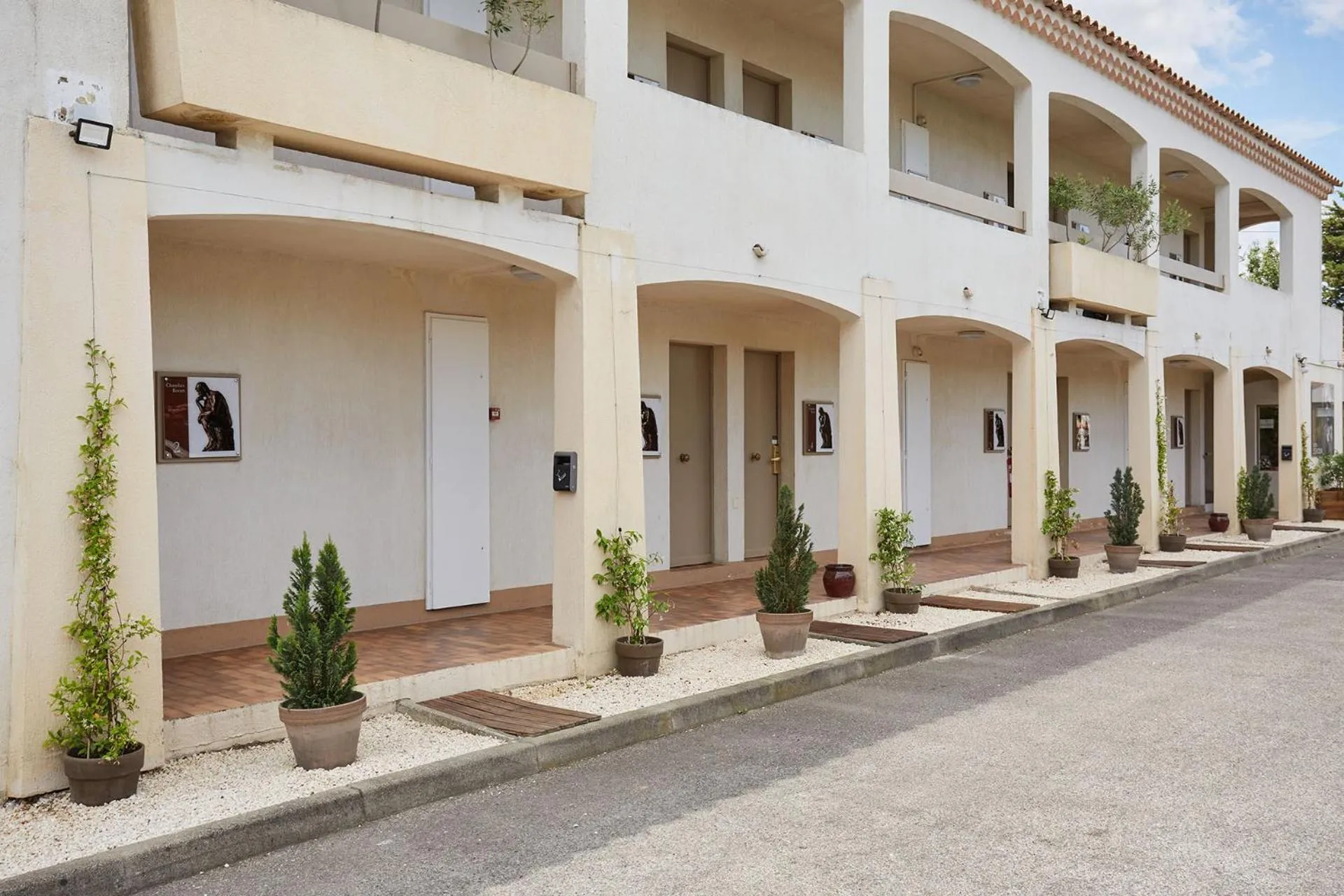 Property building in Logis Hôtel Le Rodin