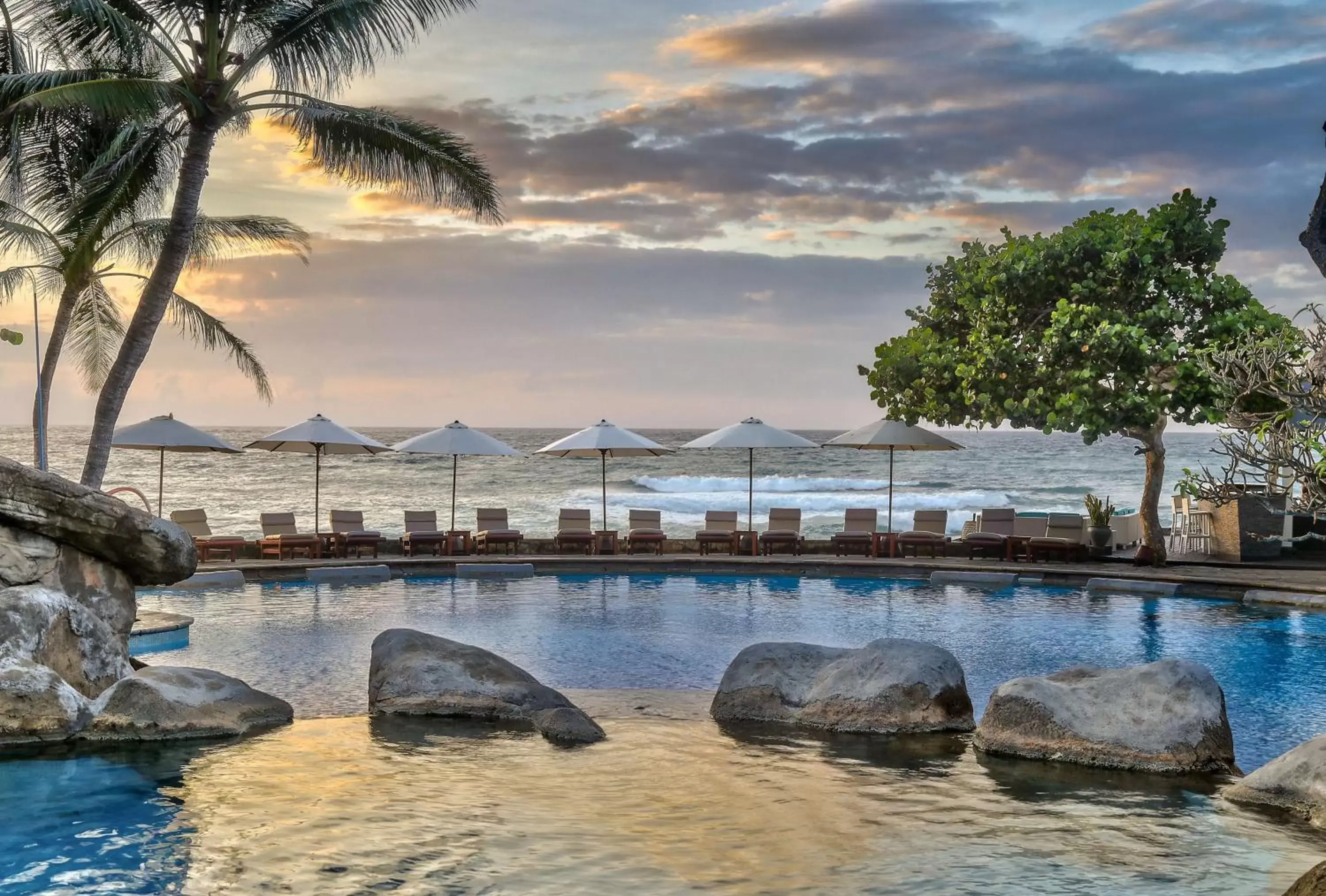 Pool view, Swimming Pool in Hilton Bali Resort